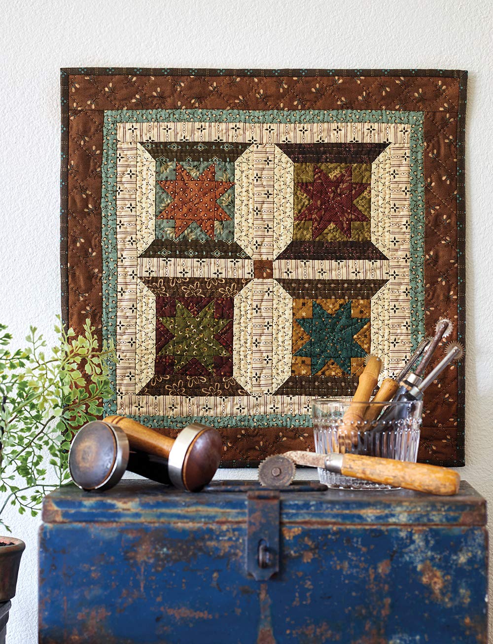Simple Whatnots II: A Second Helping of Satisfyingly Scrappy Quilts,New