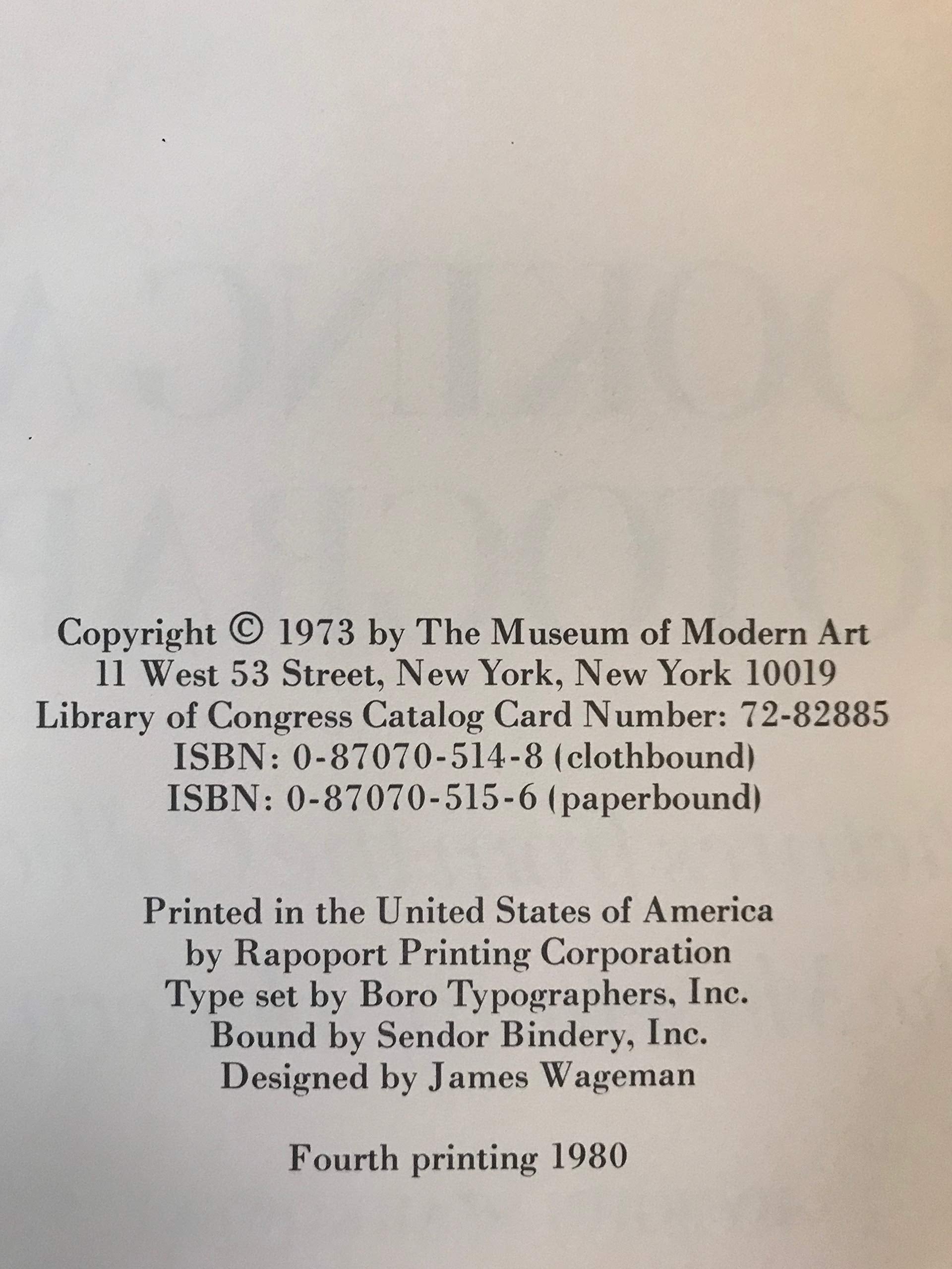 Looking at photographs;: 100 pictures from the collection of the Museum of Modern Art,,New