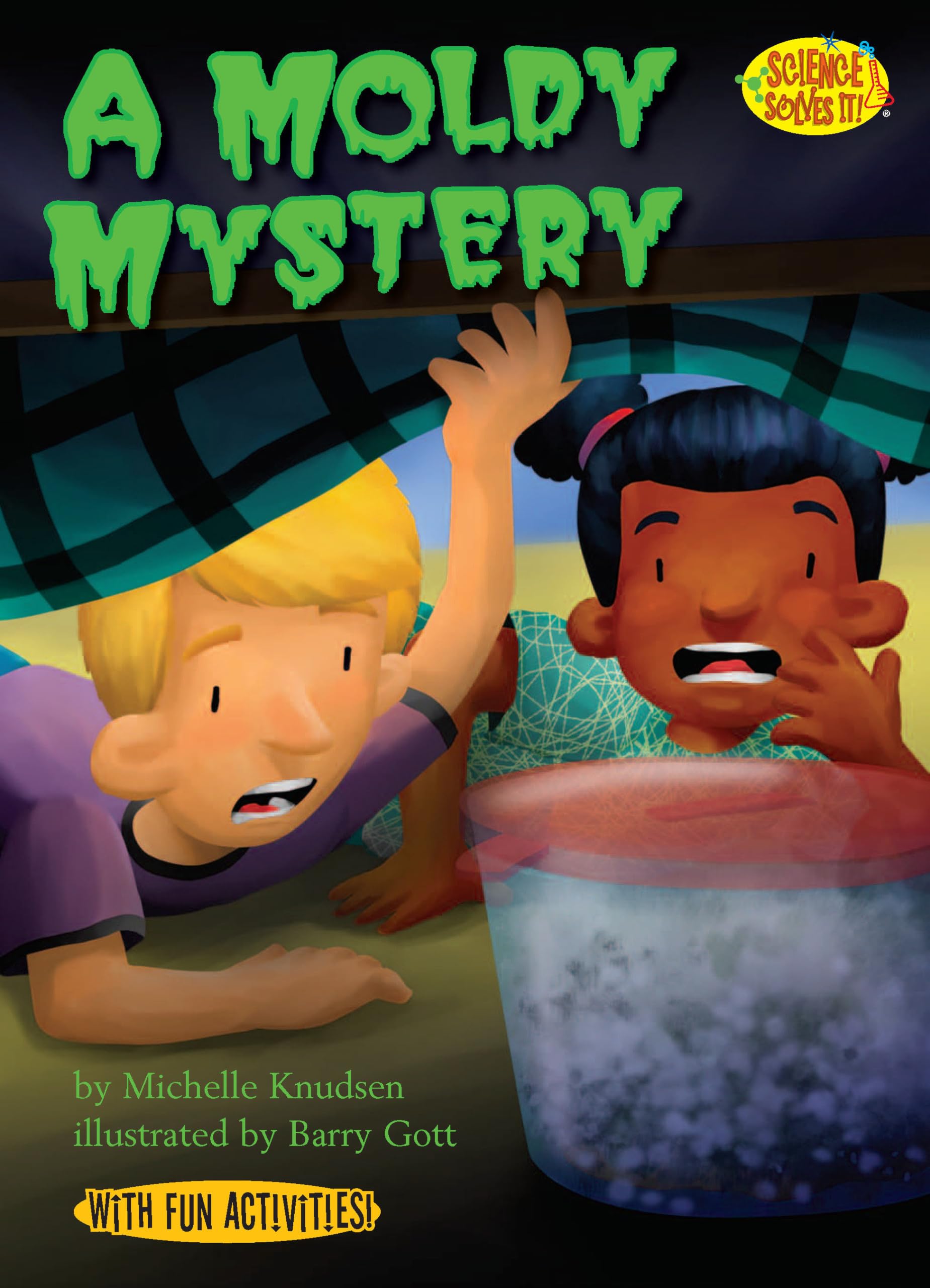 A Moldy Mystery (Science Solves It!),Used