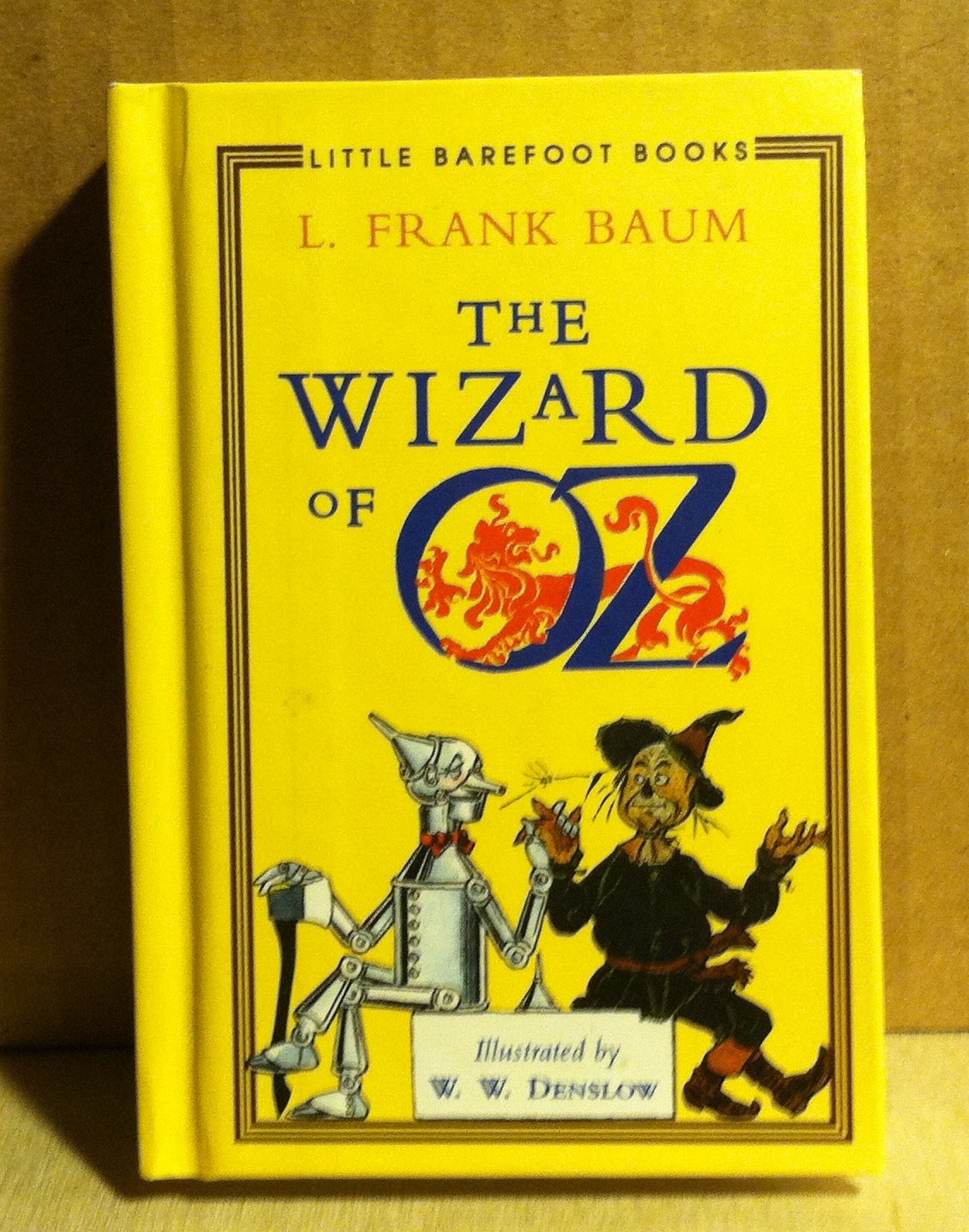 THE WIZARD OF OZ (Little Barefoot Books),Used