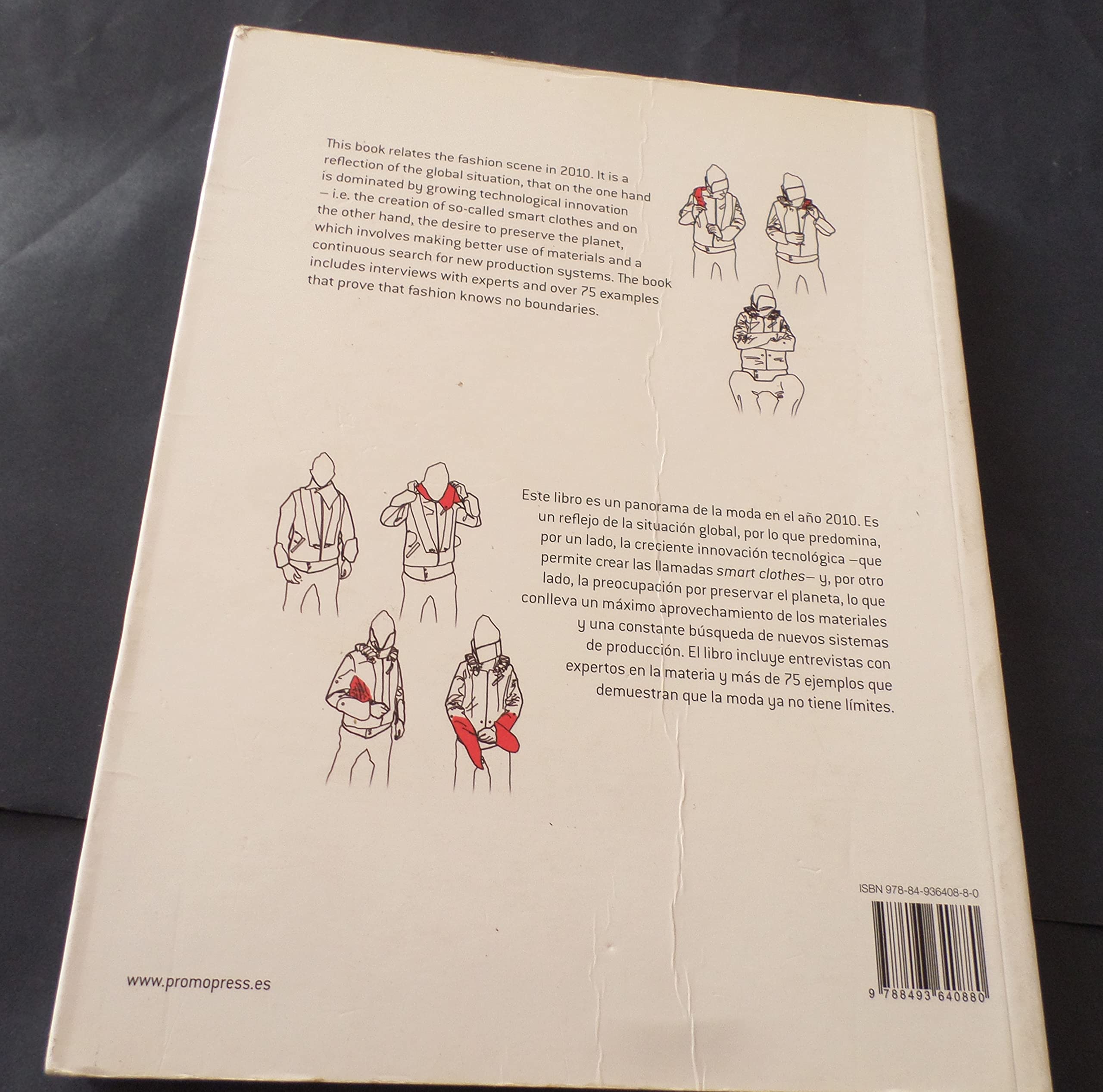 Future Fashion (El Futuro De La Moda): Innovative Materials and Technology (English and Spanish Edition),Used