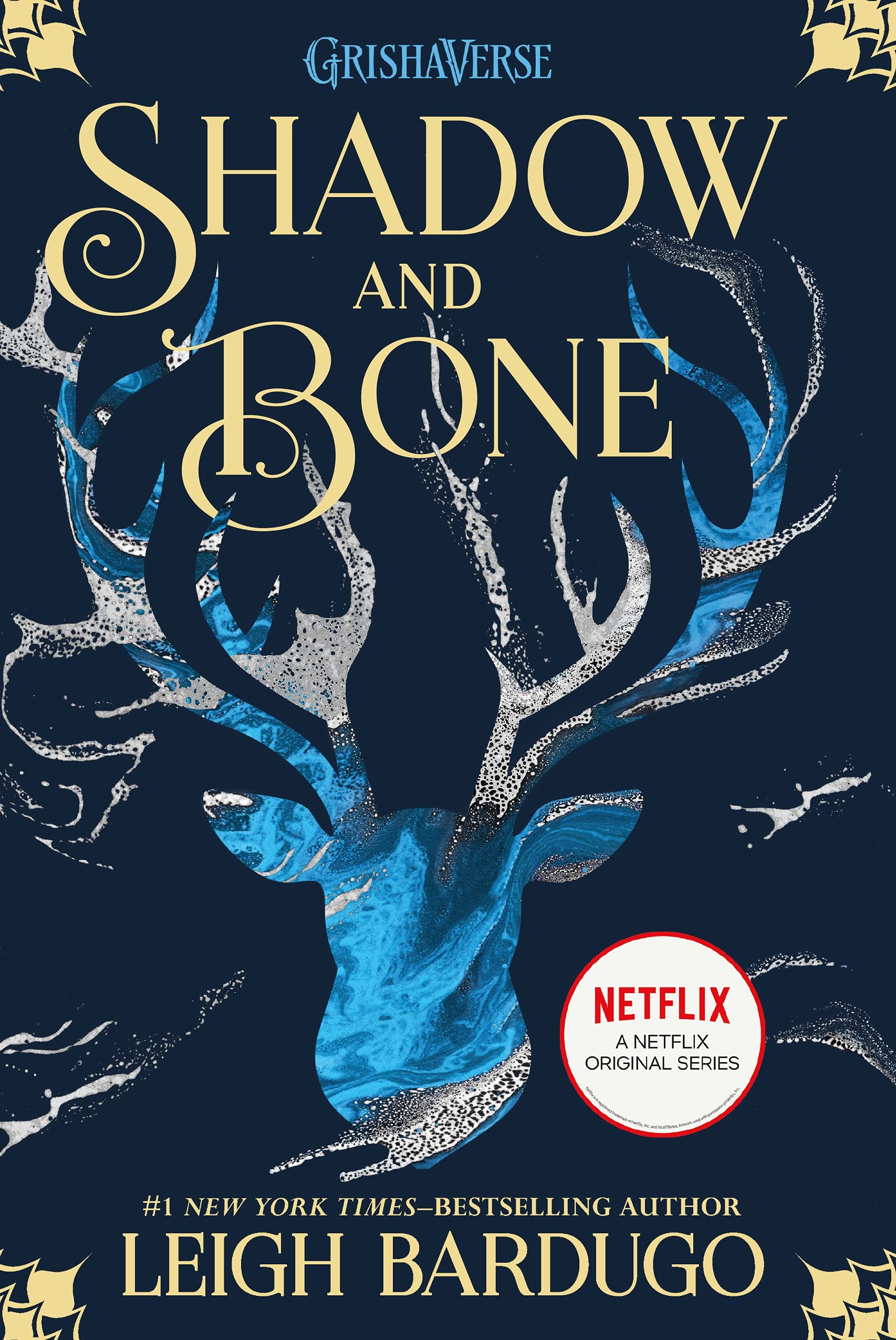 Shadow And Bone (The Shadow And Bone Trilogy, 1),New