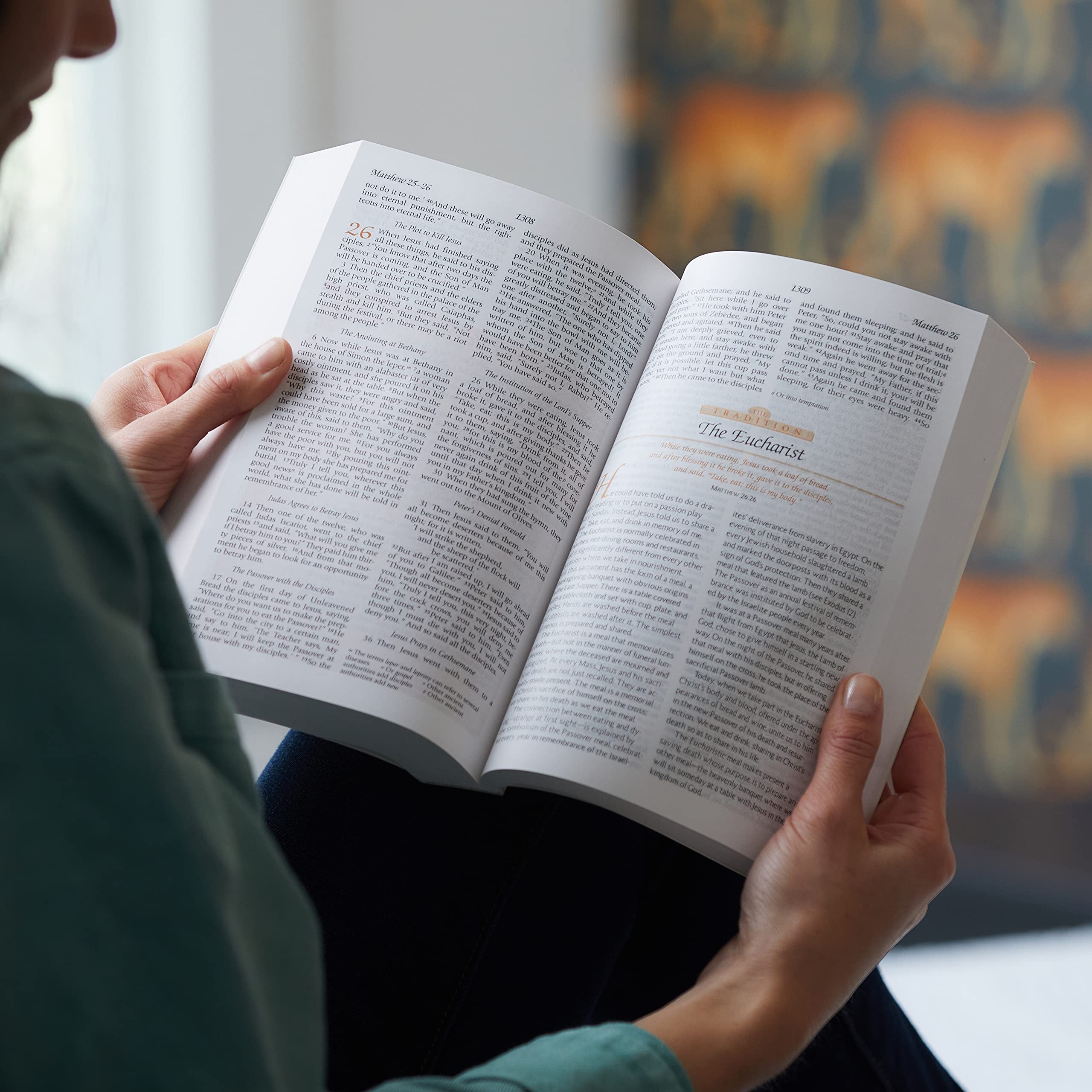Catholic Women'S Devotional Bible,New