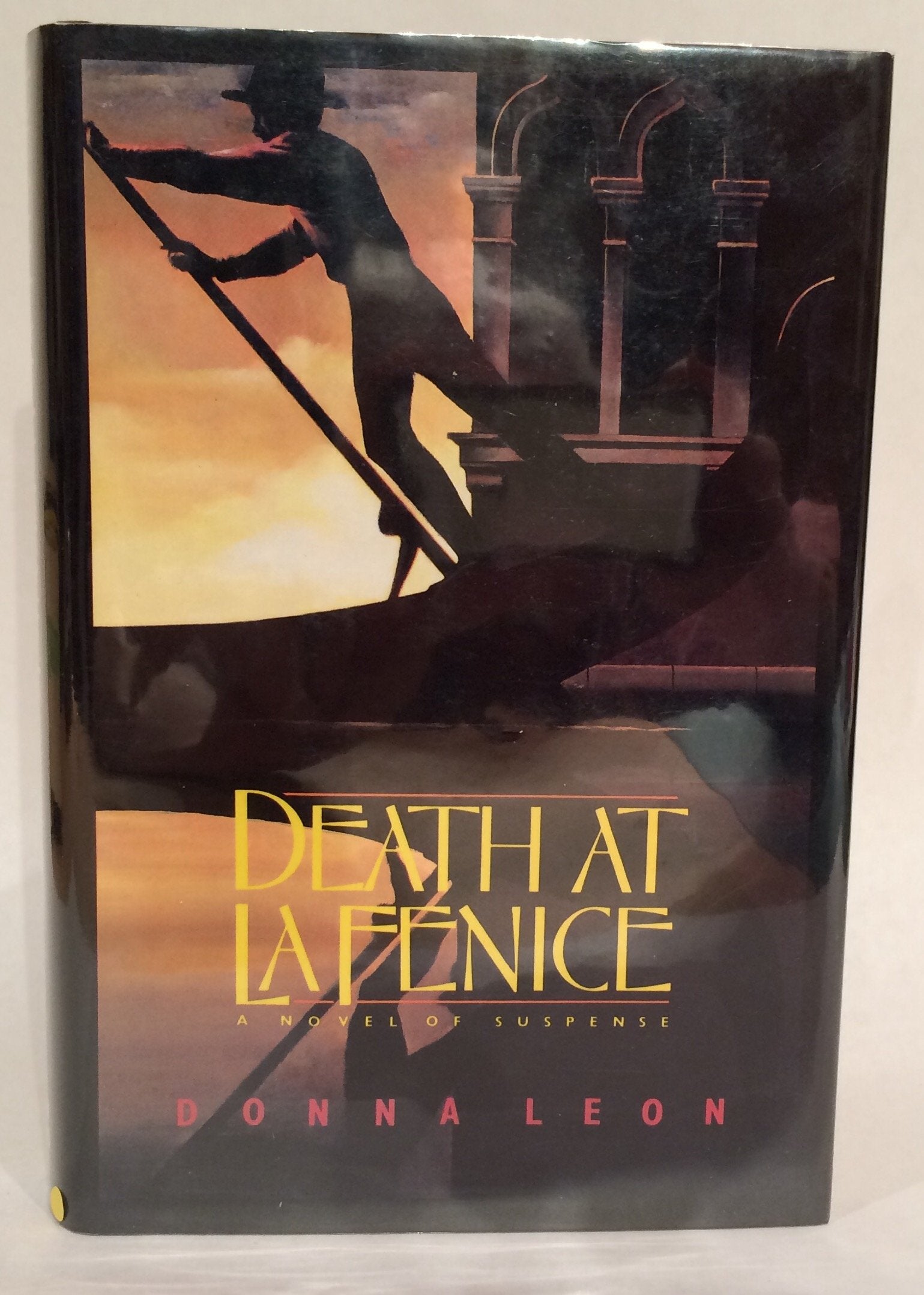 Death At La Fenice: A Novel Of Suspense