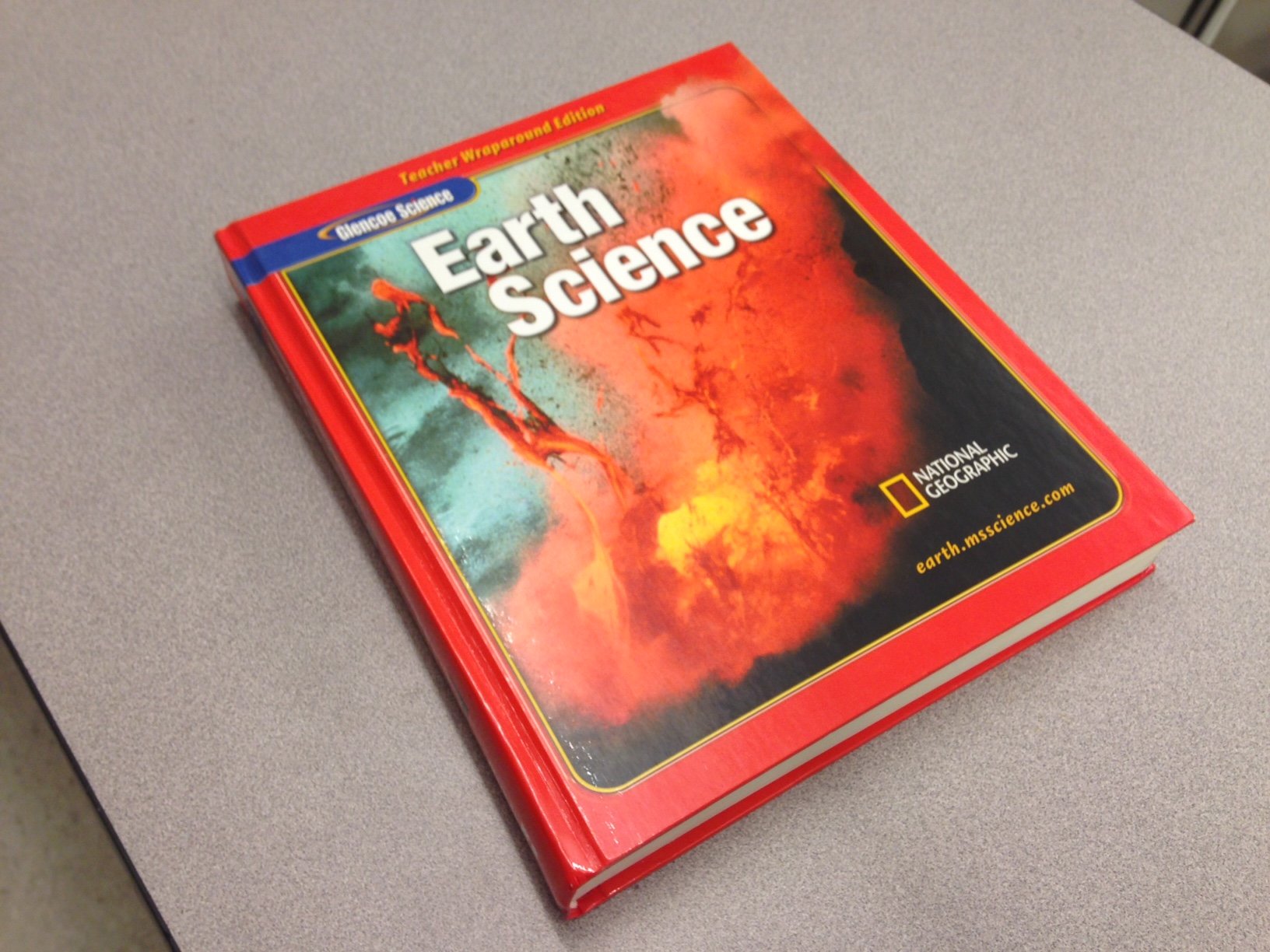 Glencoe Earth Science, 2005: Teachers' Wraparound Edition,Used