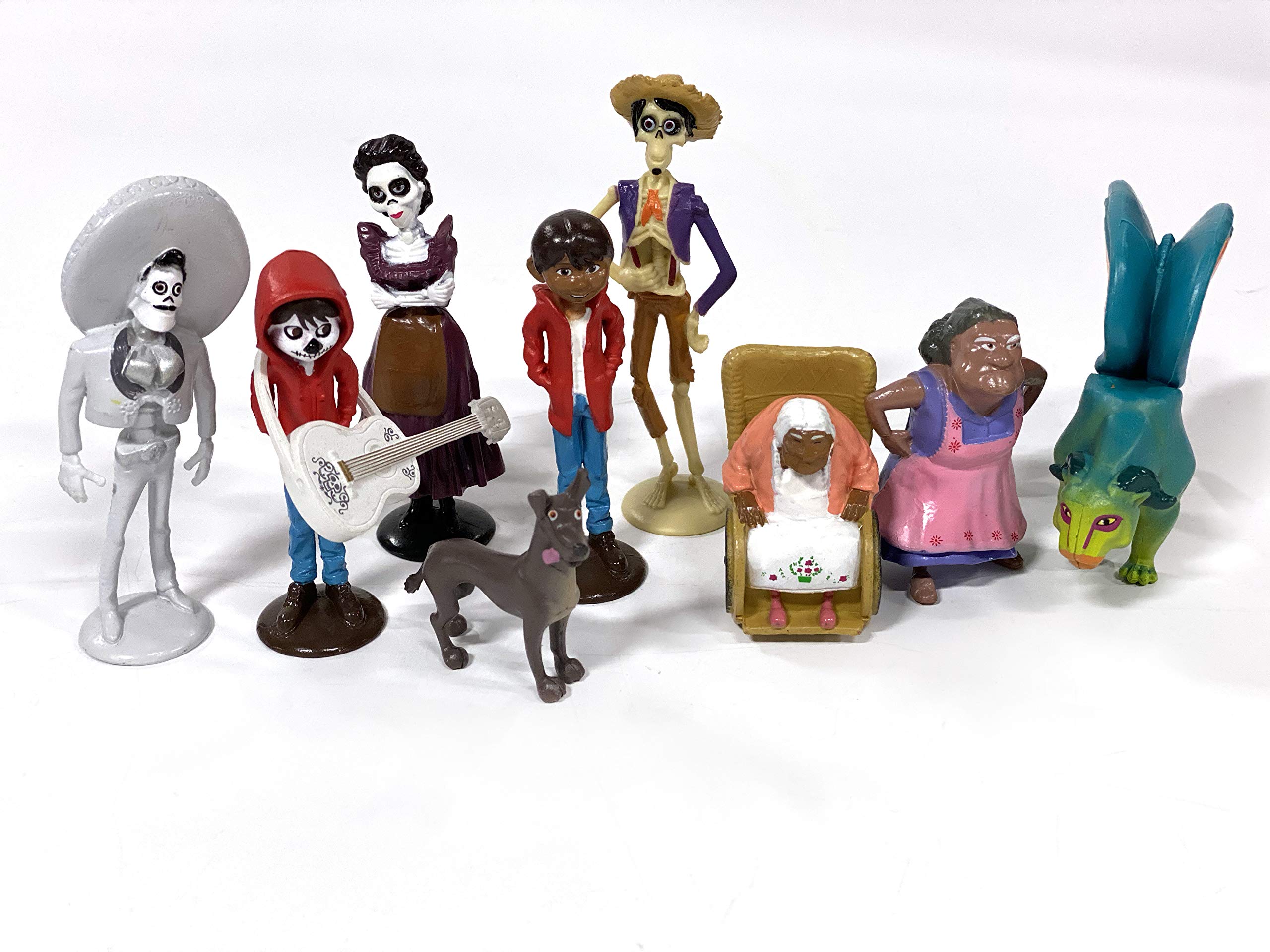 Phidal Disney/Pixar Coco My Busy Book 10 Figurines and a Playmat,Used