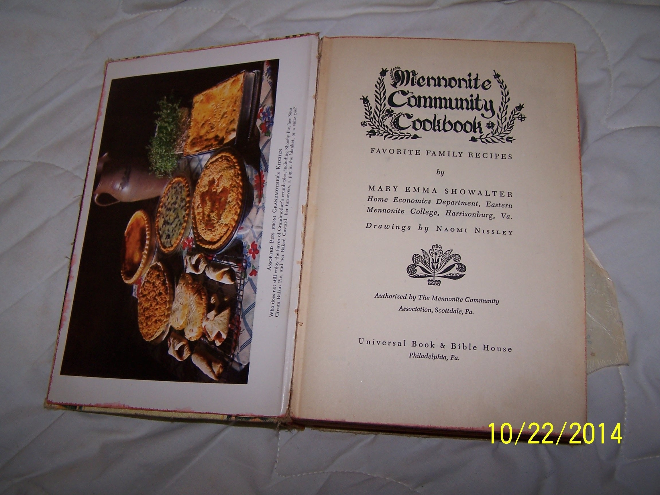 Mennonite Community Cookbook: Favorite Family Recipes,New