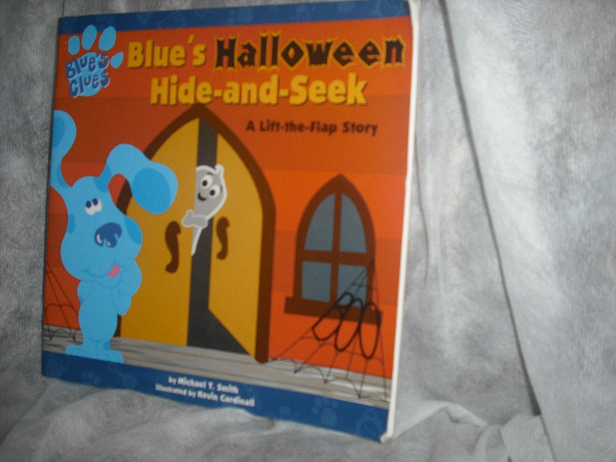 Blue's Halloween HideandSeek : A Lifttheflap Story,Used