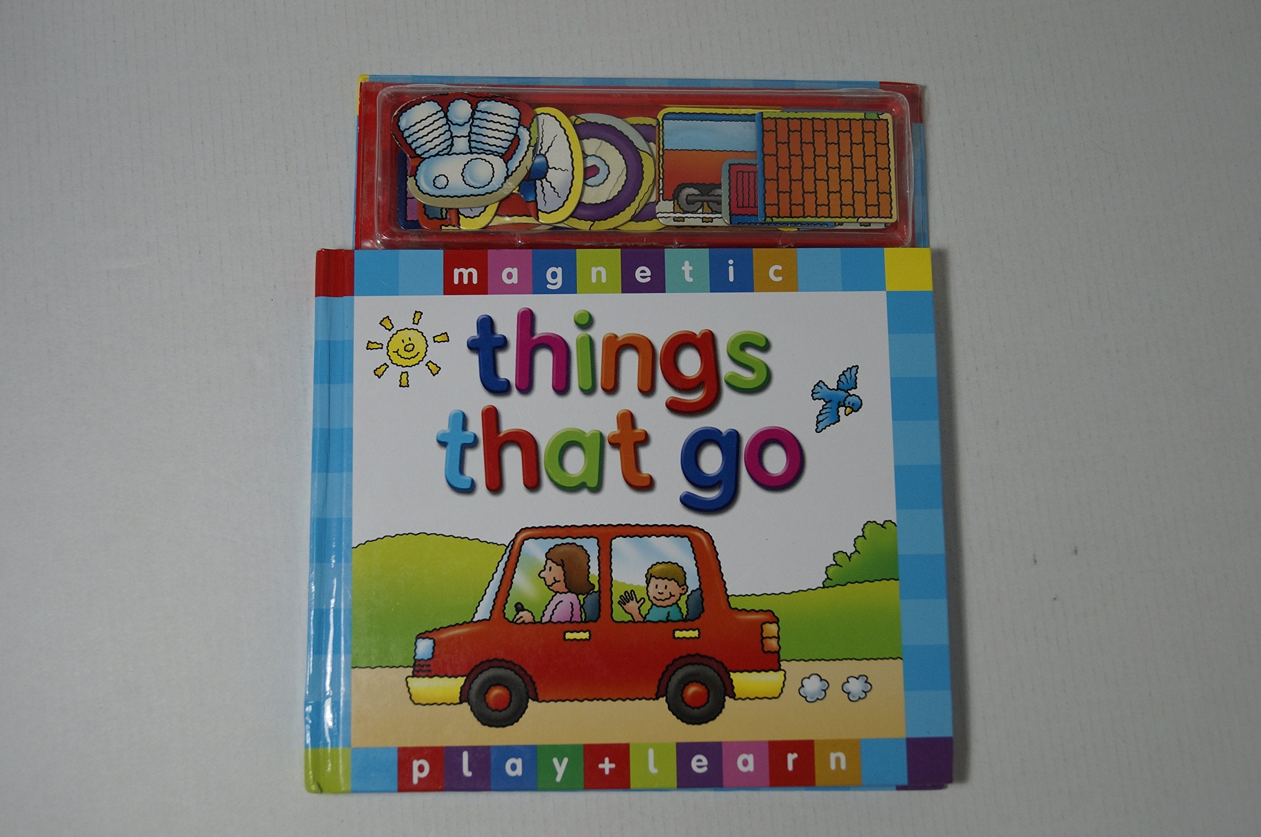 Things That Go (Magnetic Play & Learn),Used