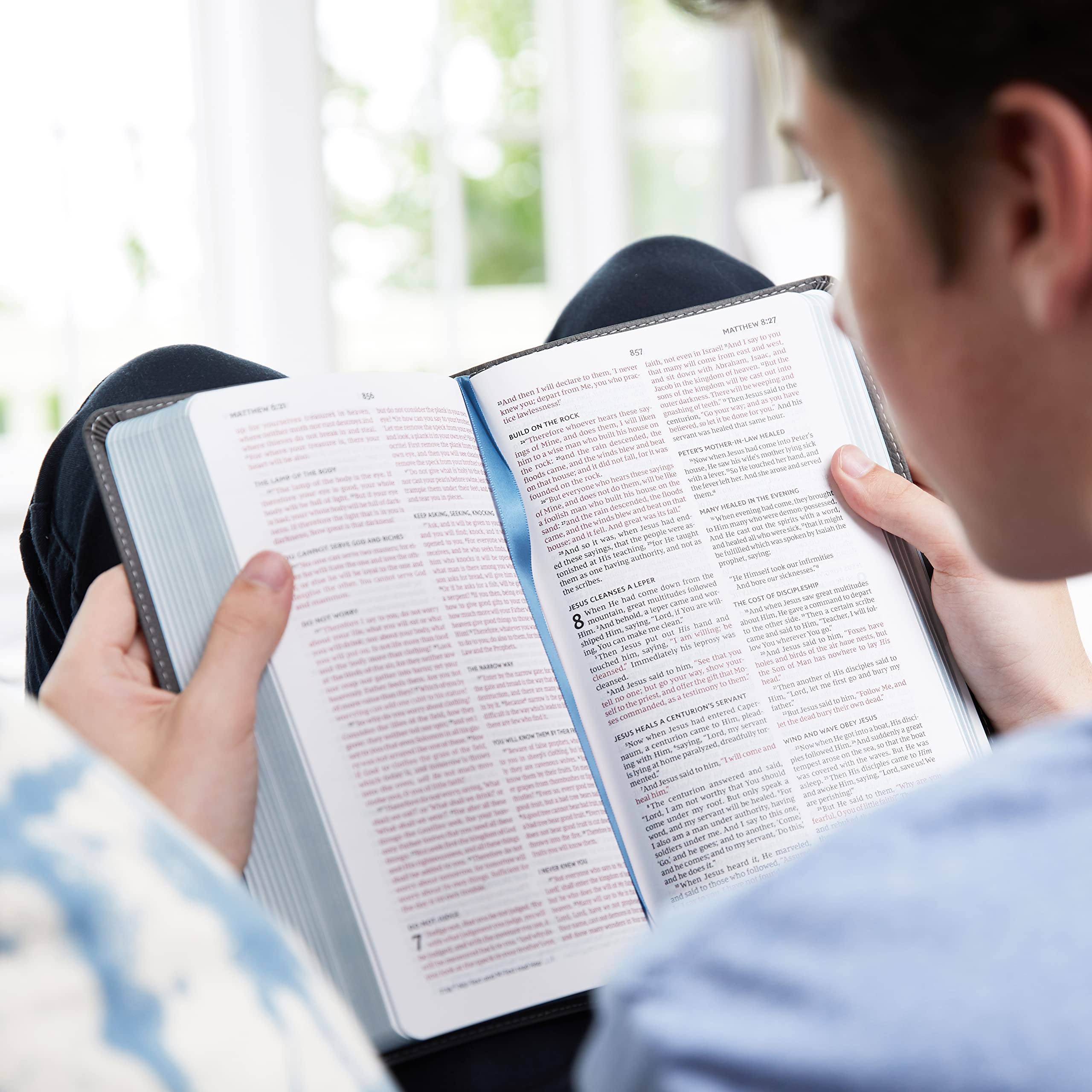 NKJV, Thinline Bible Youth Edition, Leathersoft, Brown, Red Letter, Comfort Print: Holy Bible, New King James Version,Used