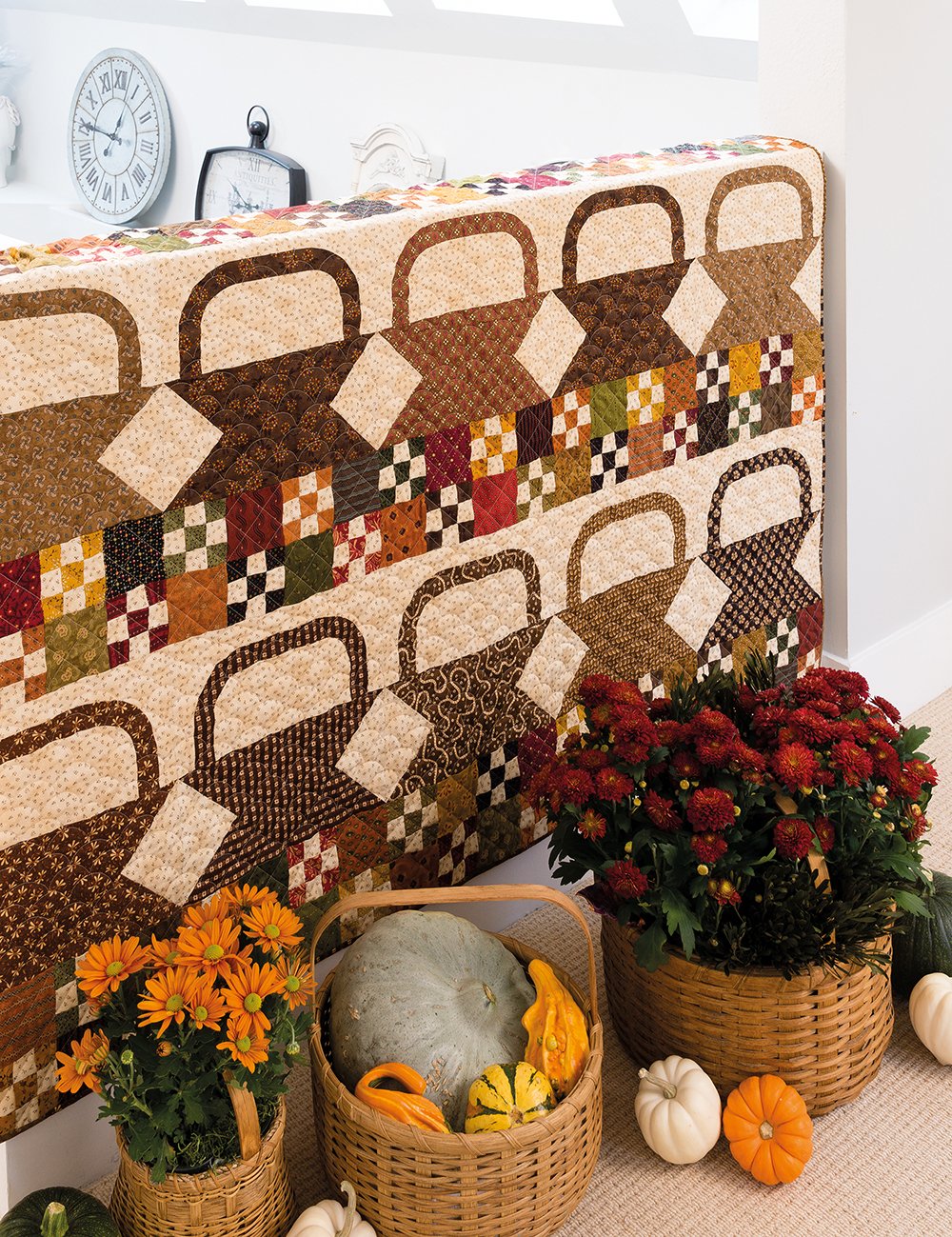 Simple Harvest: A Bounty of Scrappy Quilts and More,Used