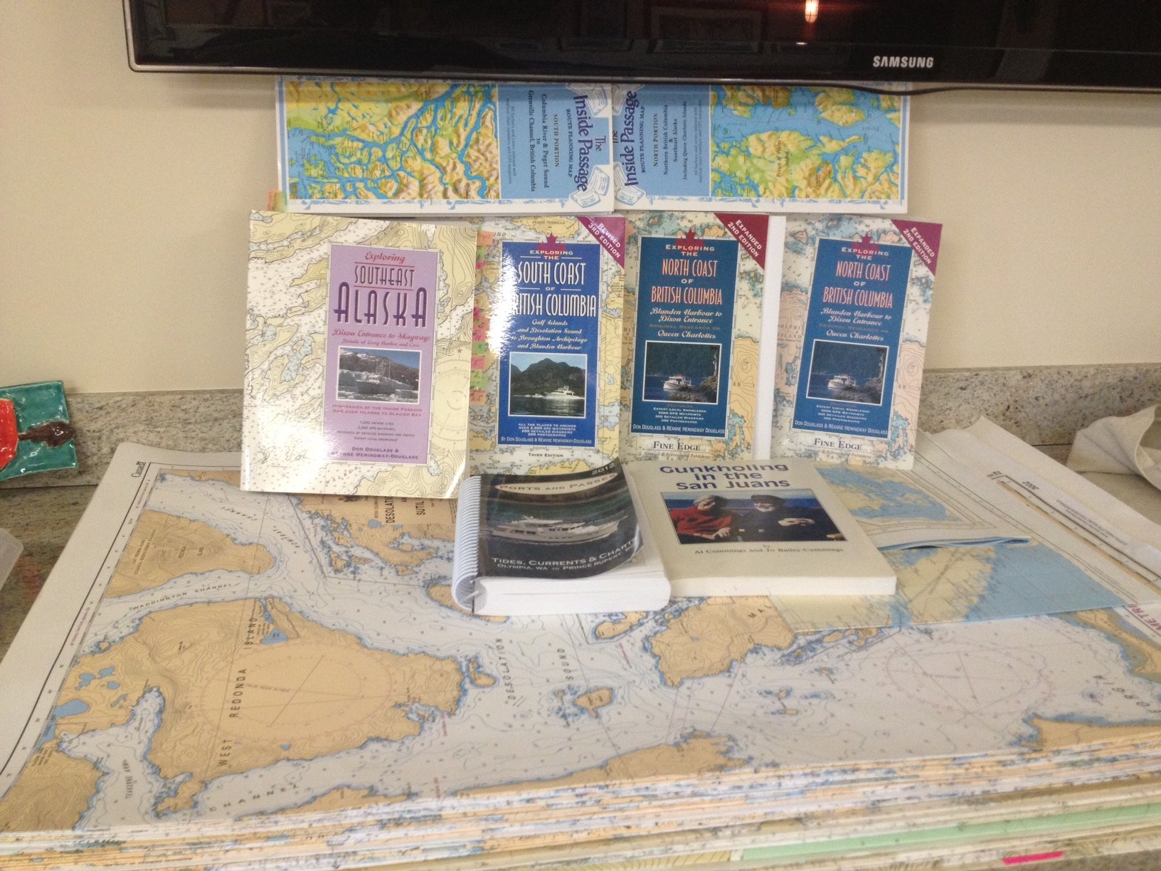 Exploring the Southeast Alaska : Dixon Entrance to Skagway ; Details to Every Harbor and Cove : Itineraries of the Inside Passag,Used