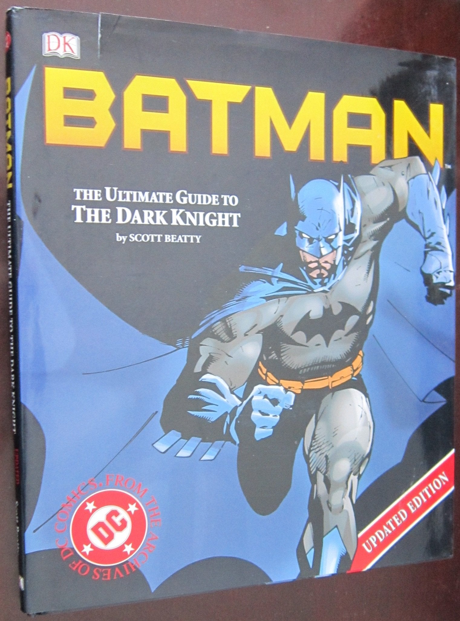 Batman: The Ultimate Guide To The Dark Knight,Used