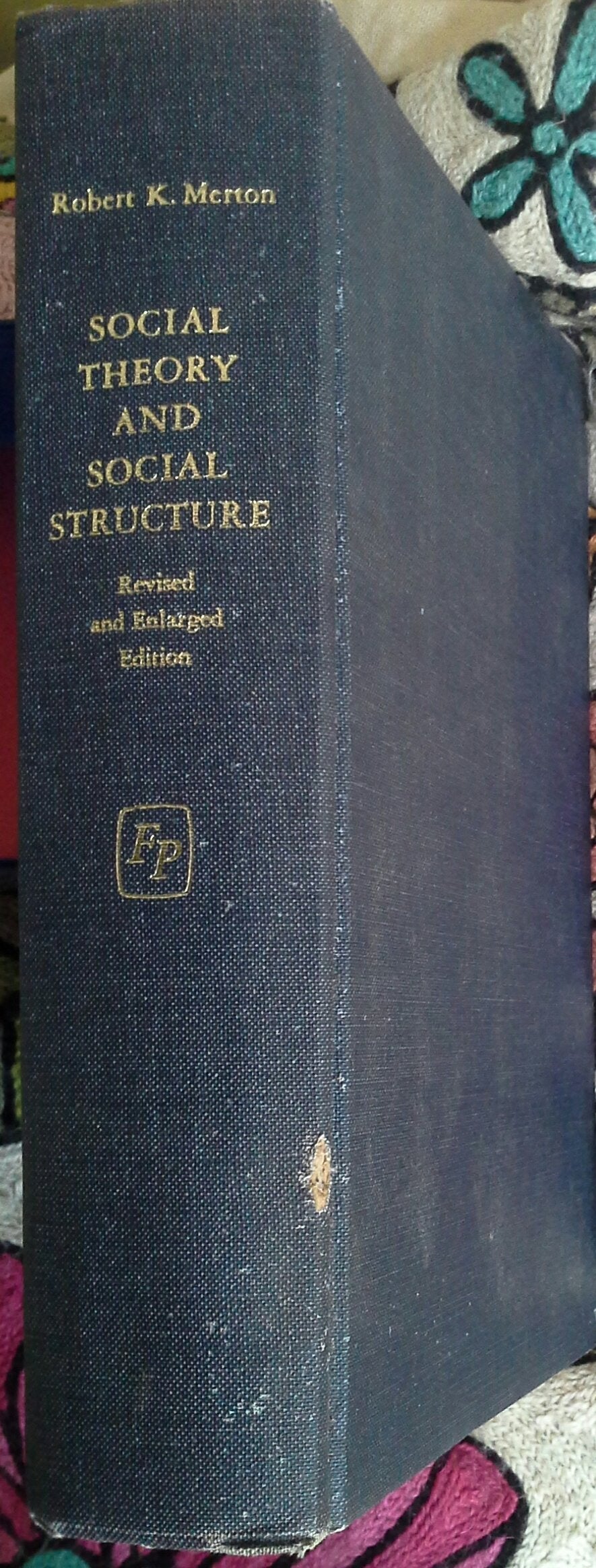 Social Theory and Social Structure,Used