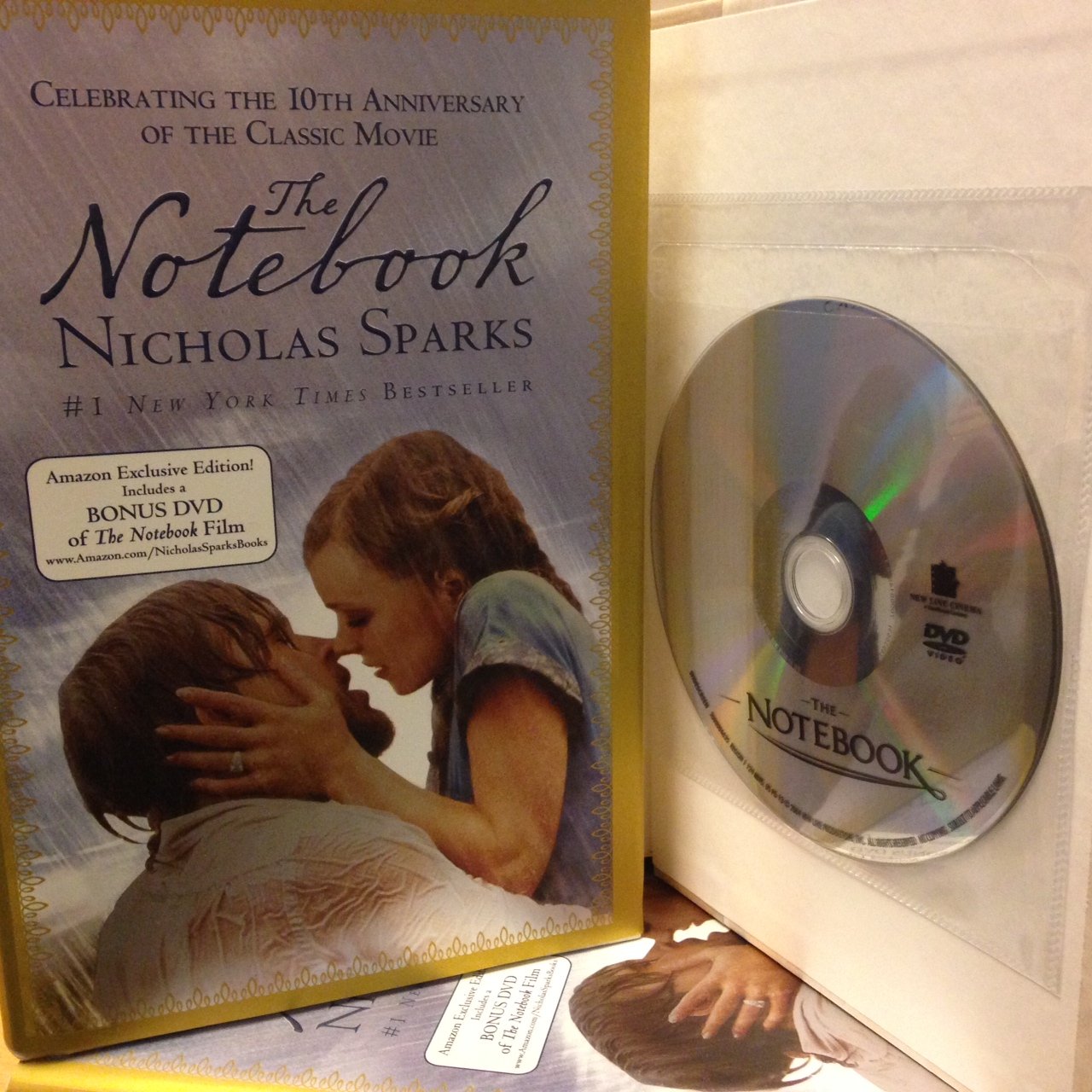 The Notebook Exclusive Hardcover Edition with DVD,Used