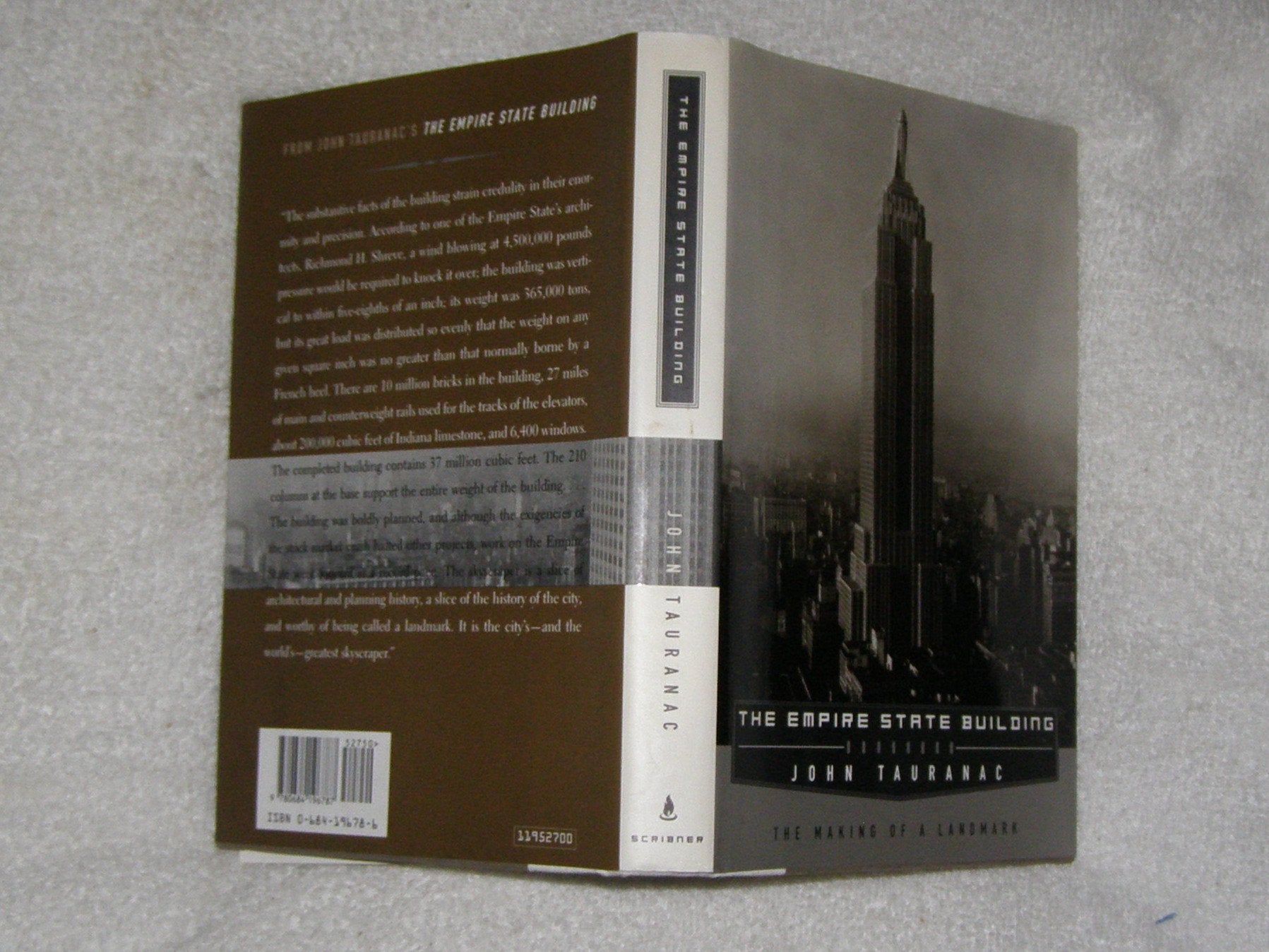Empire State Building: The Making Of A Landmark,Used