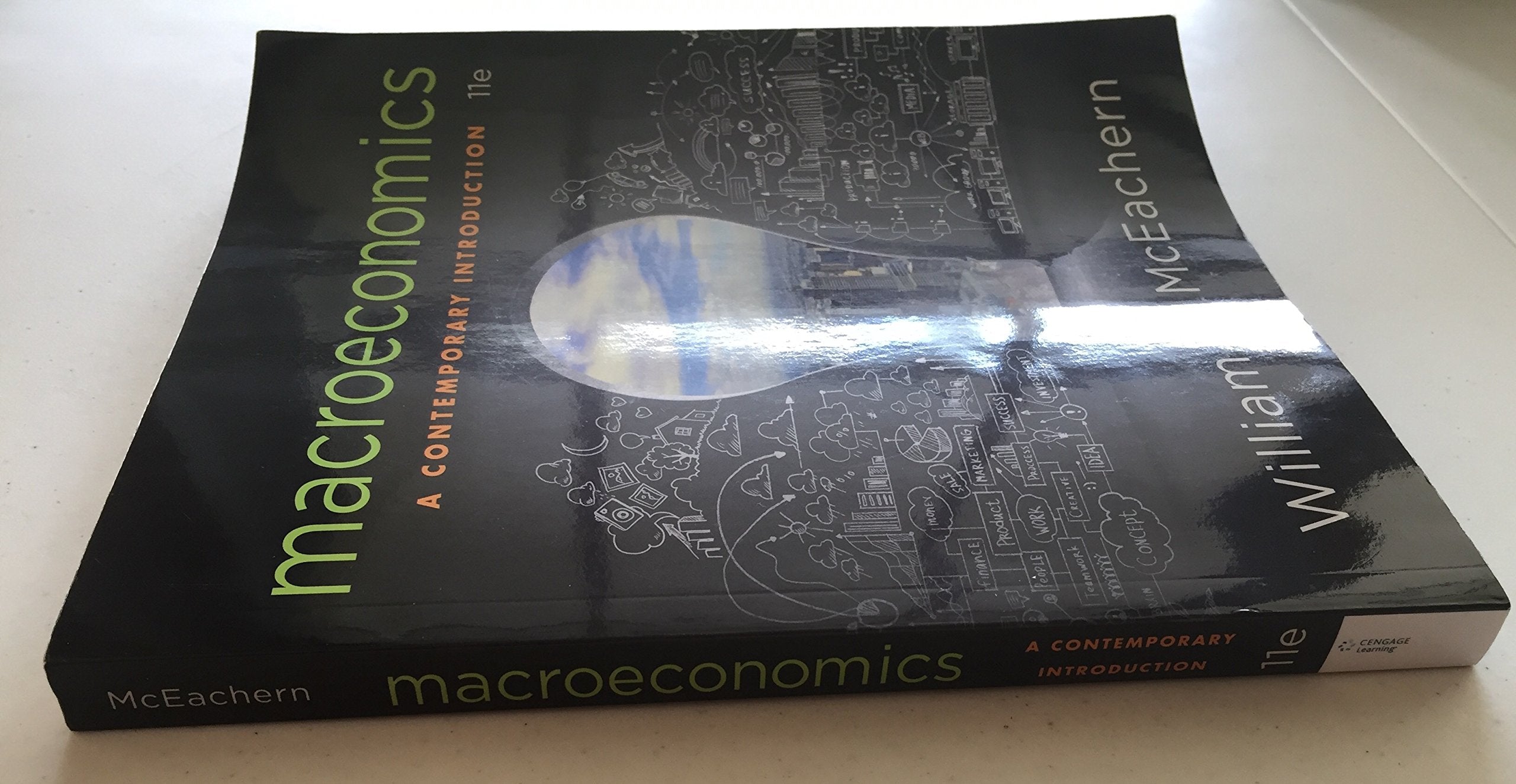 Macroeconomics: A Contemporary Introduction,Used