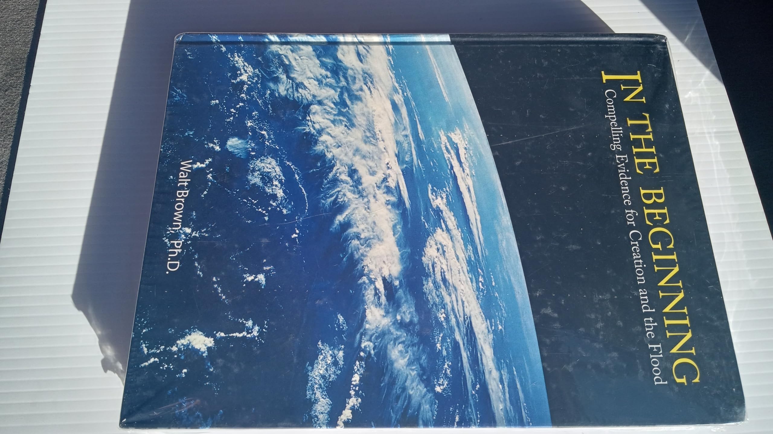 In the Beginning: Compelling Evidence for Creation and the Flood (8th Edition),Used