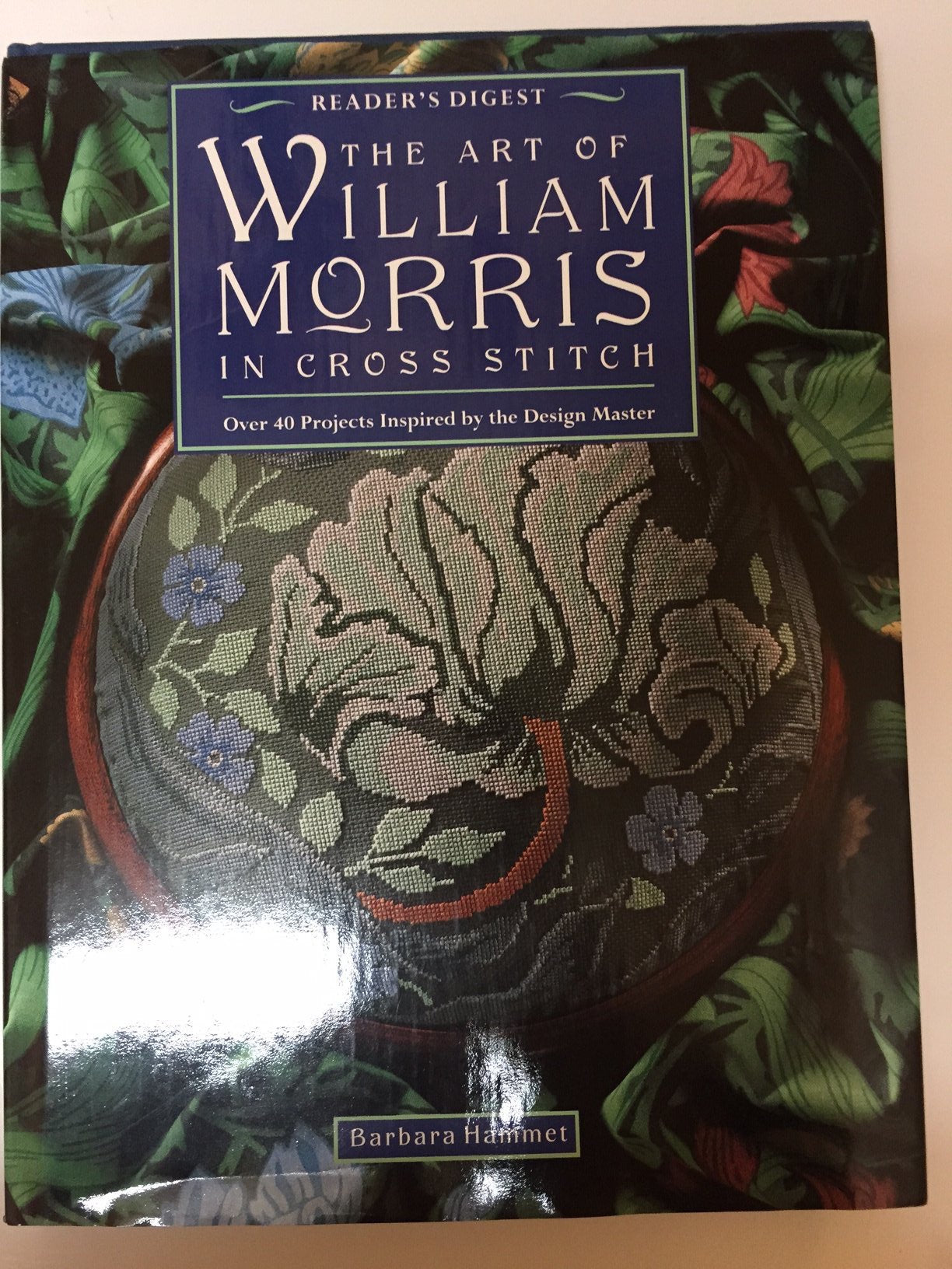 The Art of William Morris in Cross Stitch,New