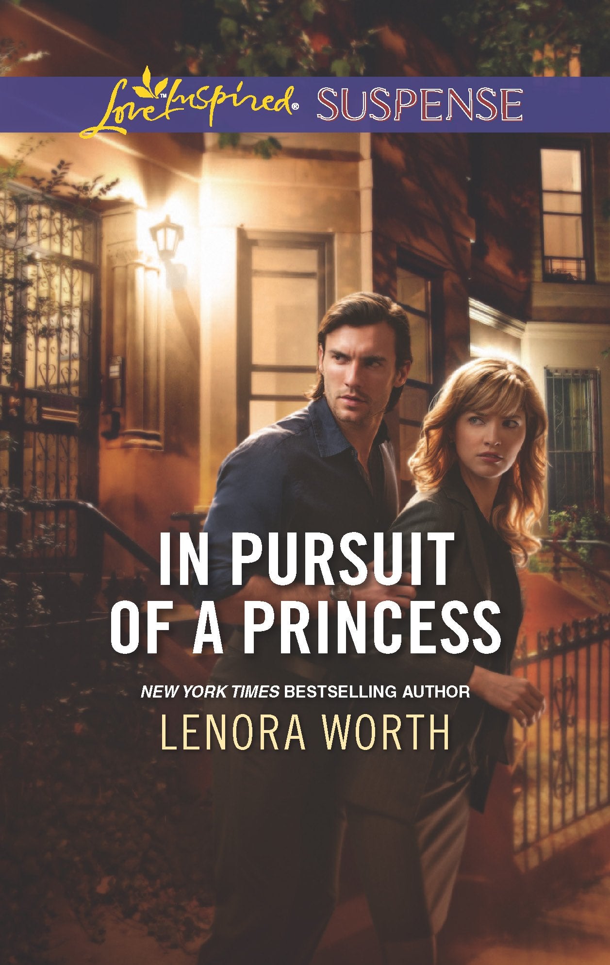 In Pursuit of a Princess (Love Inspired Suspense),Used