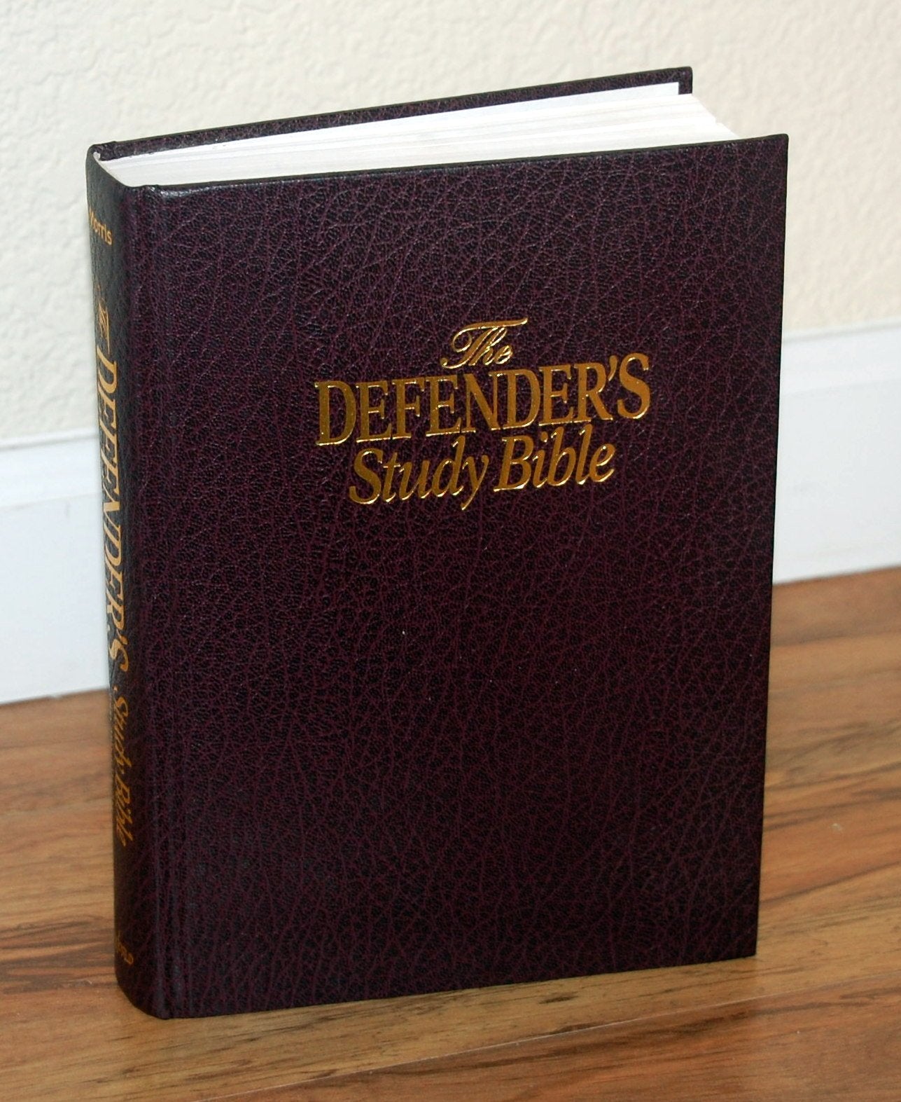 The Defender's Study Bible King James Version,New