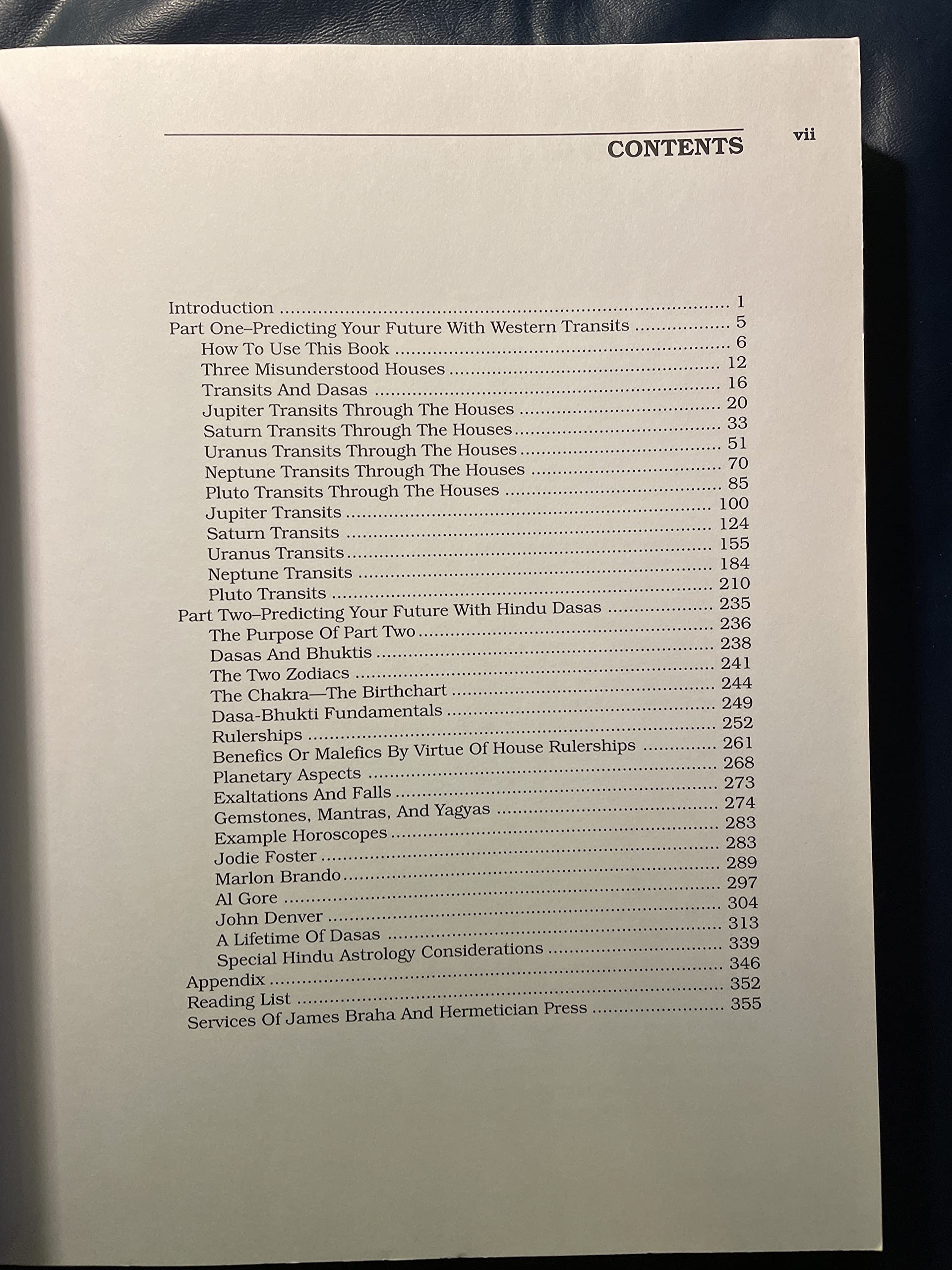How To Predict Your Future: Secrets Of Eastern And Western Astrology,Used