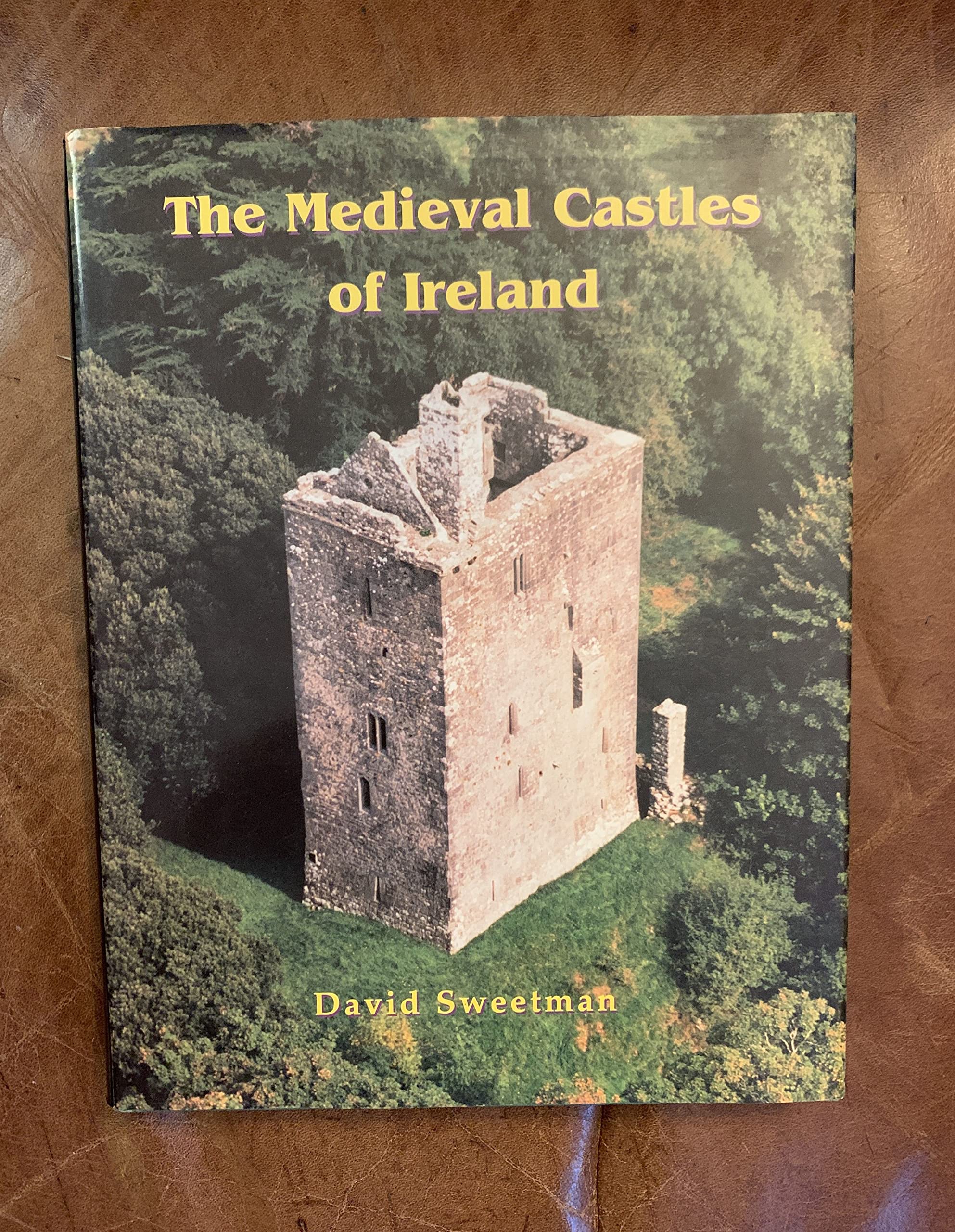 The Medieval Castles of Ireland,Used