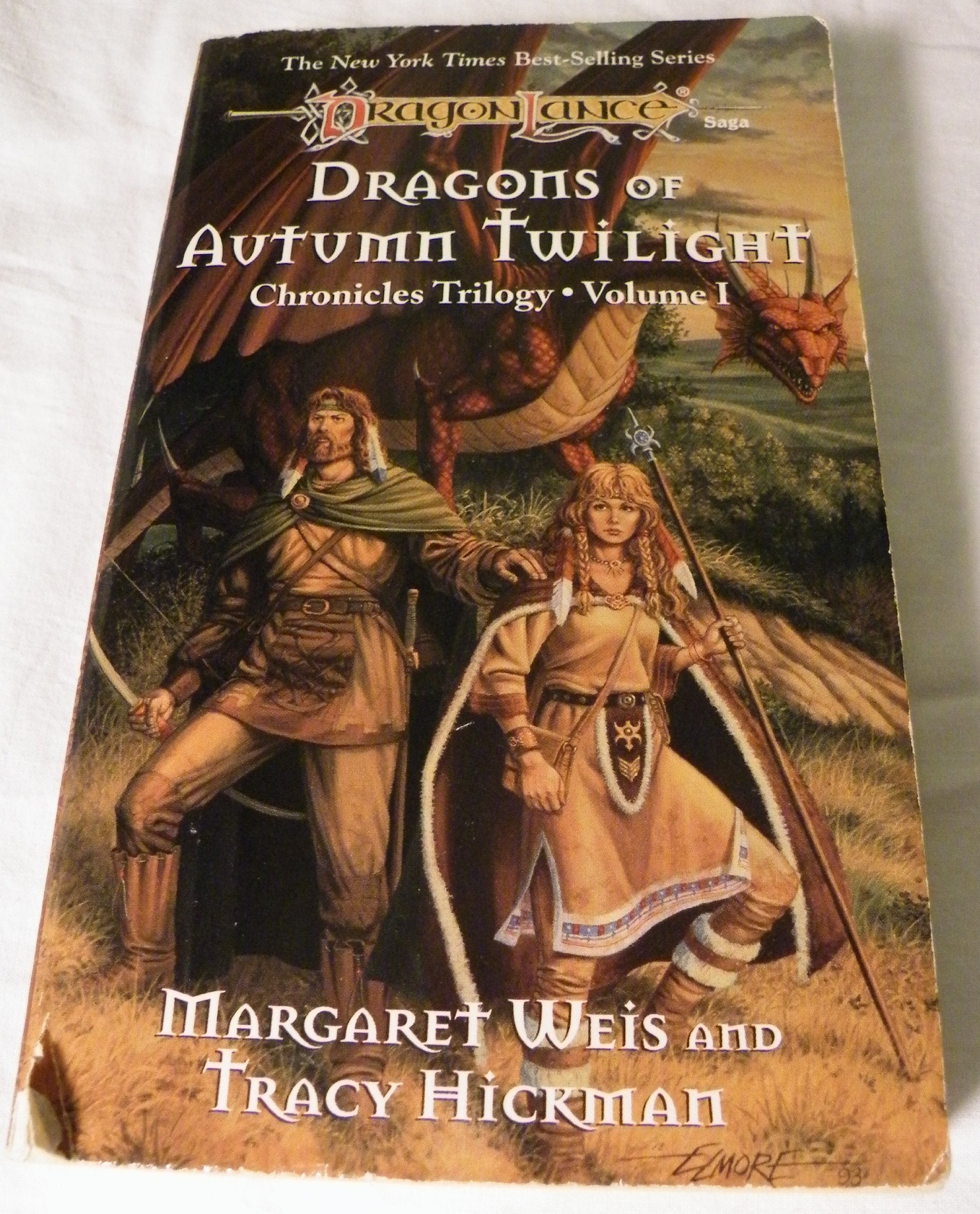Dragons of Autumn Twilight (DragonLance Chronicles, Vol. 1),Used