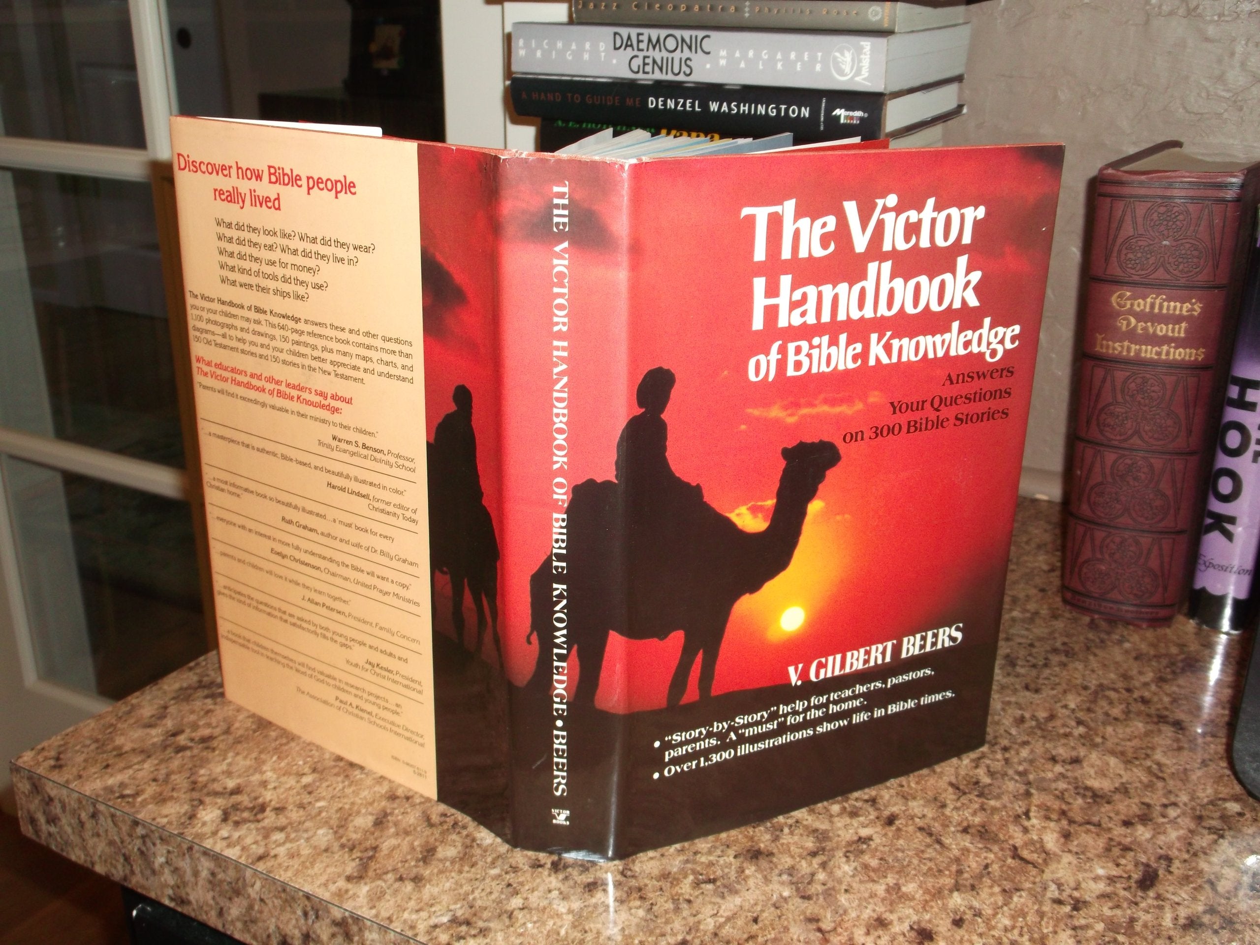 The Victor Handbook of Bible Knowledge: Answers Your Questions on 300 Bible Stories,Used