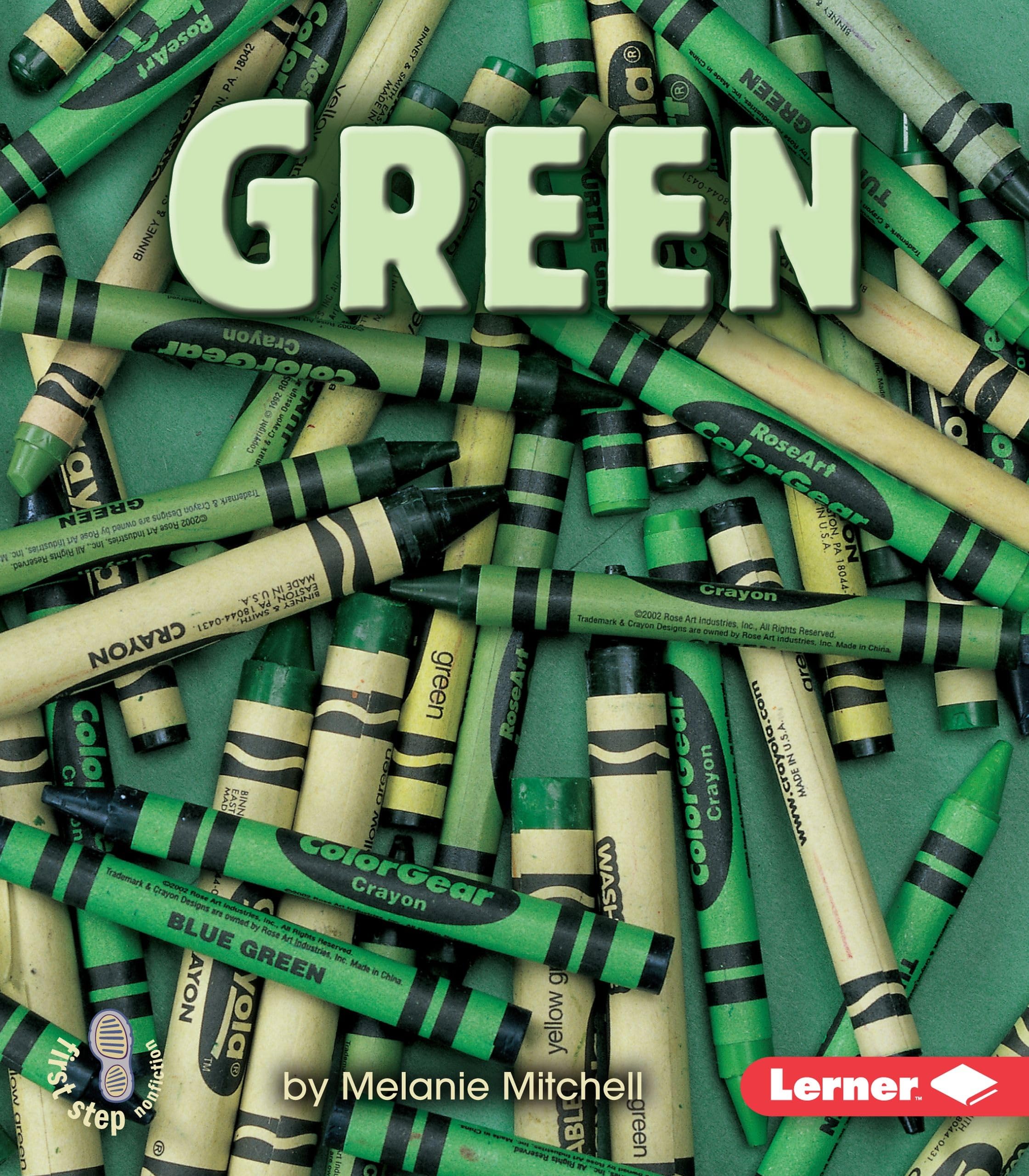 Green (First Step Nonfiction  Colors),New