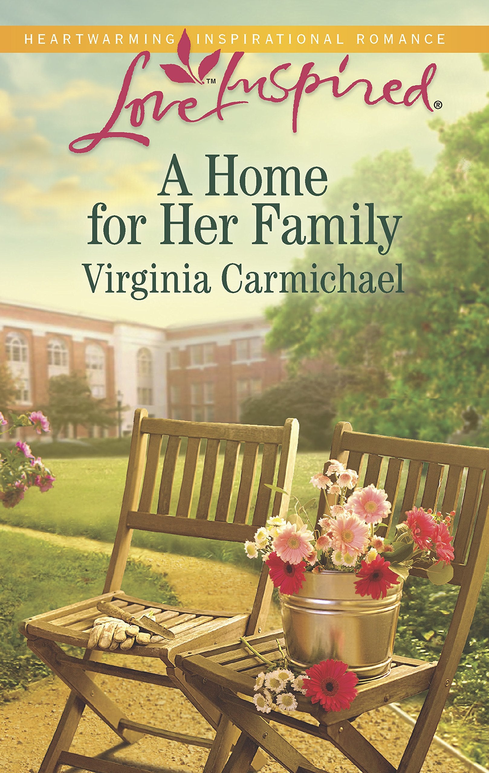 A Home for Her Family (Love Inspired),Used