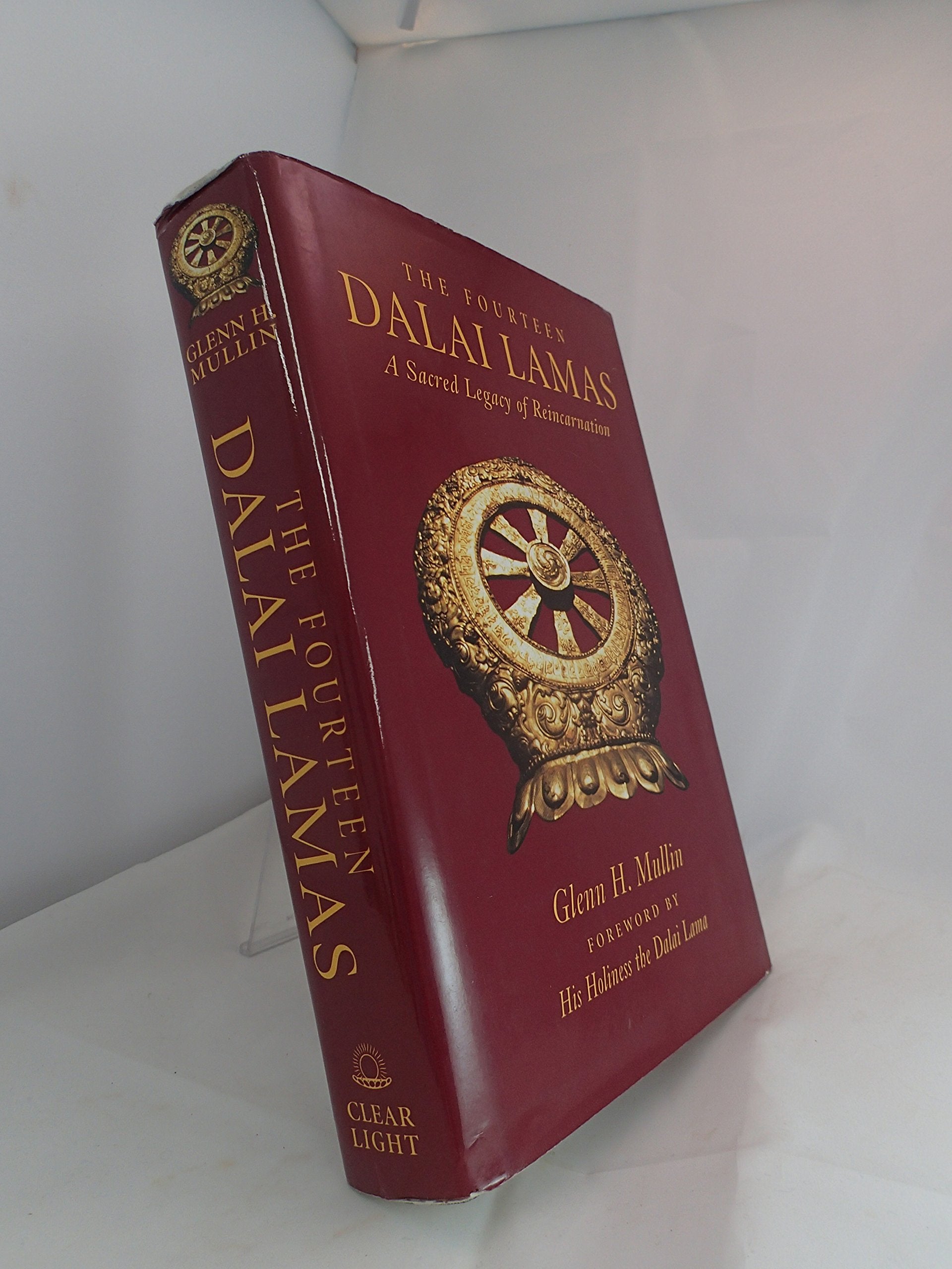 The Fourteen Dalai Lamas: A Sacred Legacy of Reincarnation,Used