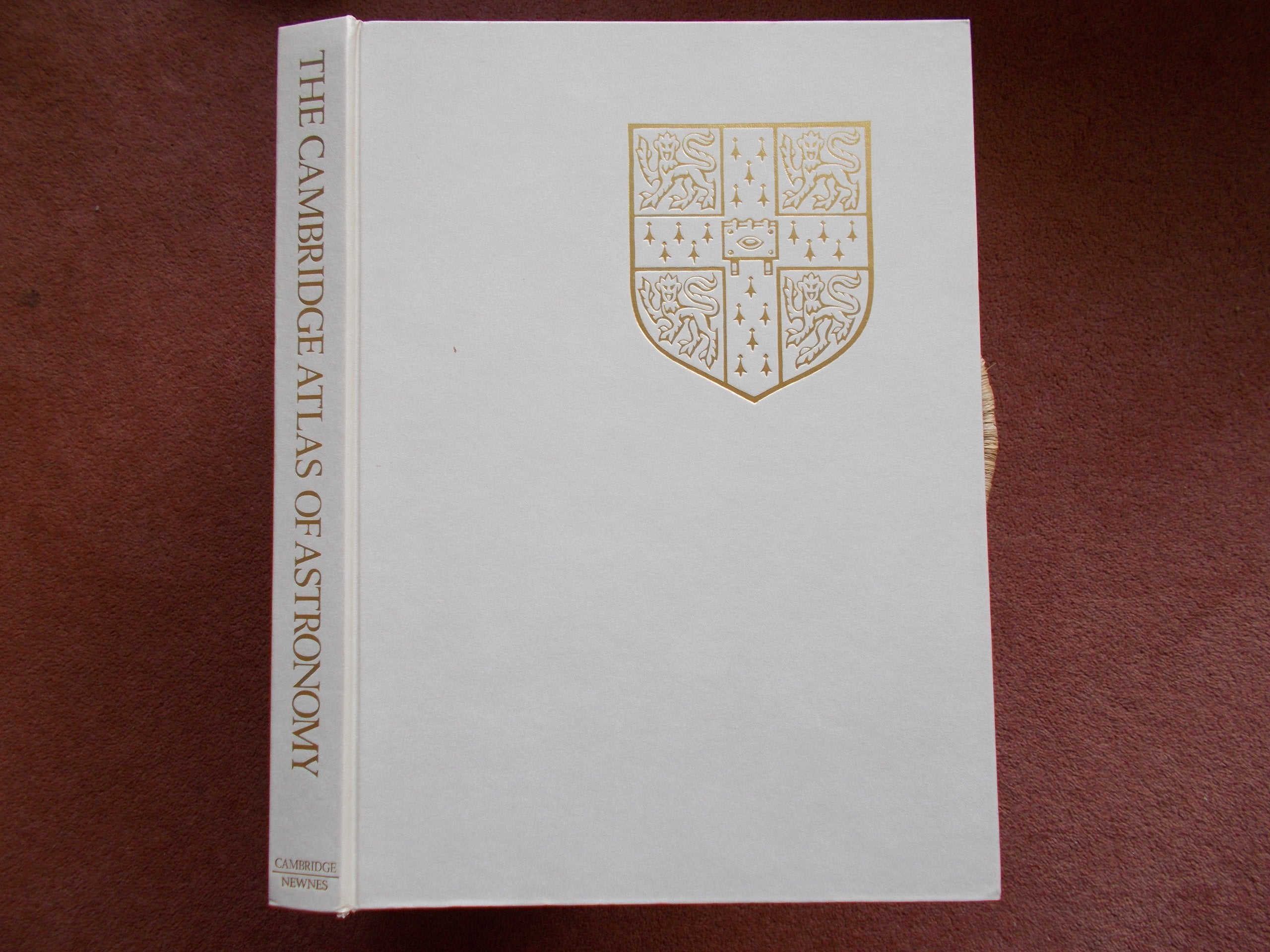 Cambridge Atlas of Astronomy,Used
