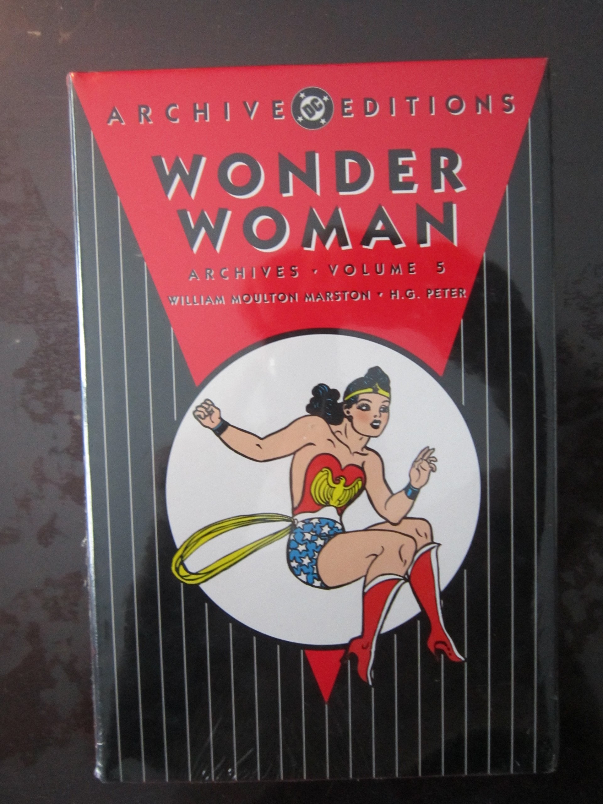 Wonder Woman Archives 5,Used