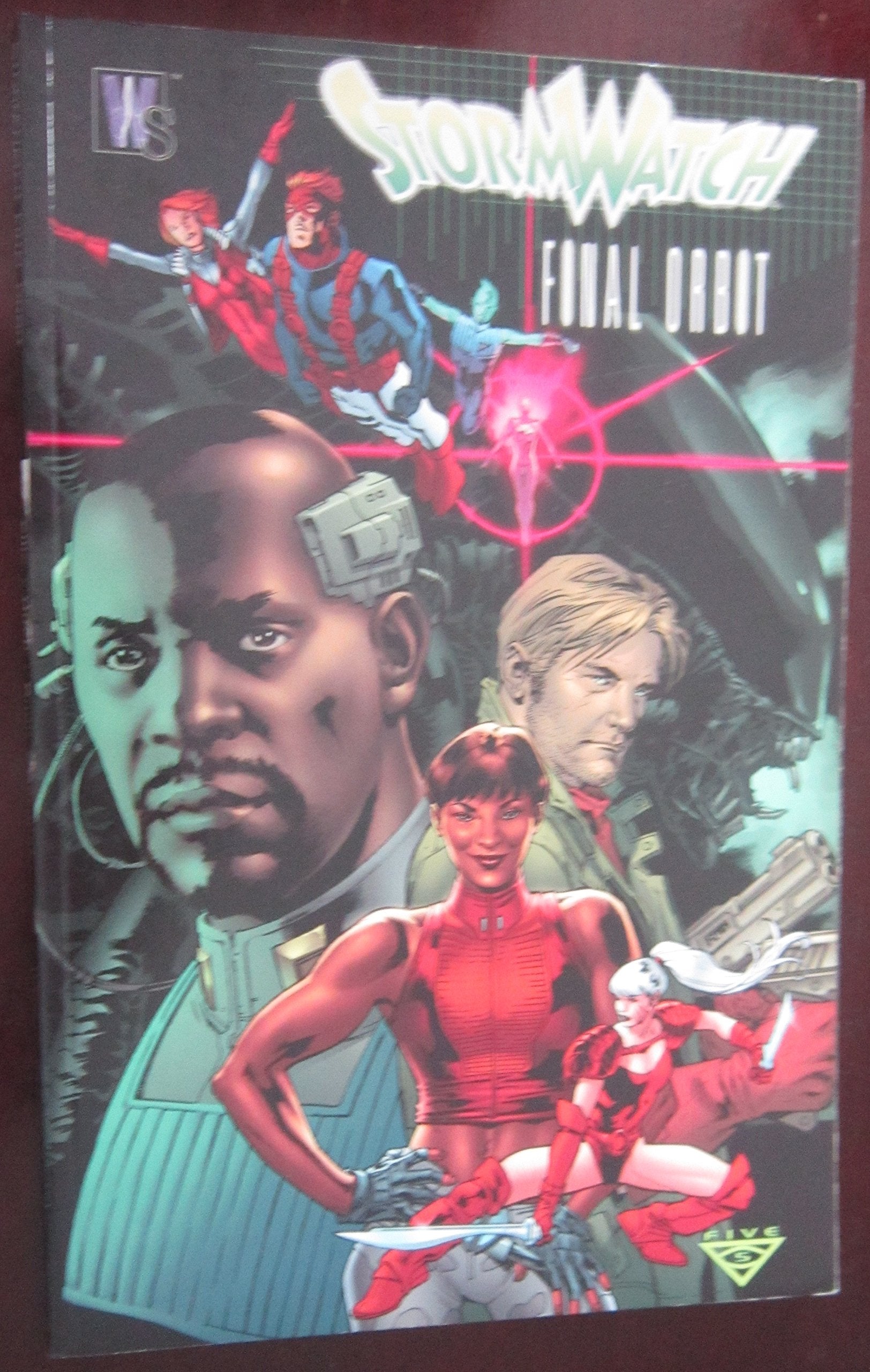 Stormwatch VOL 05: Final Orbit (Stormwatch (Graphic Novels)),Used