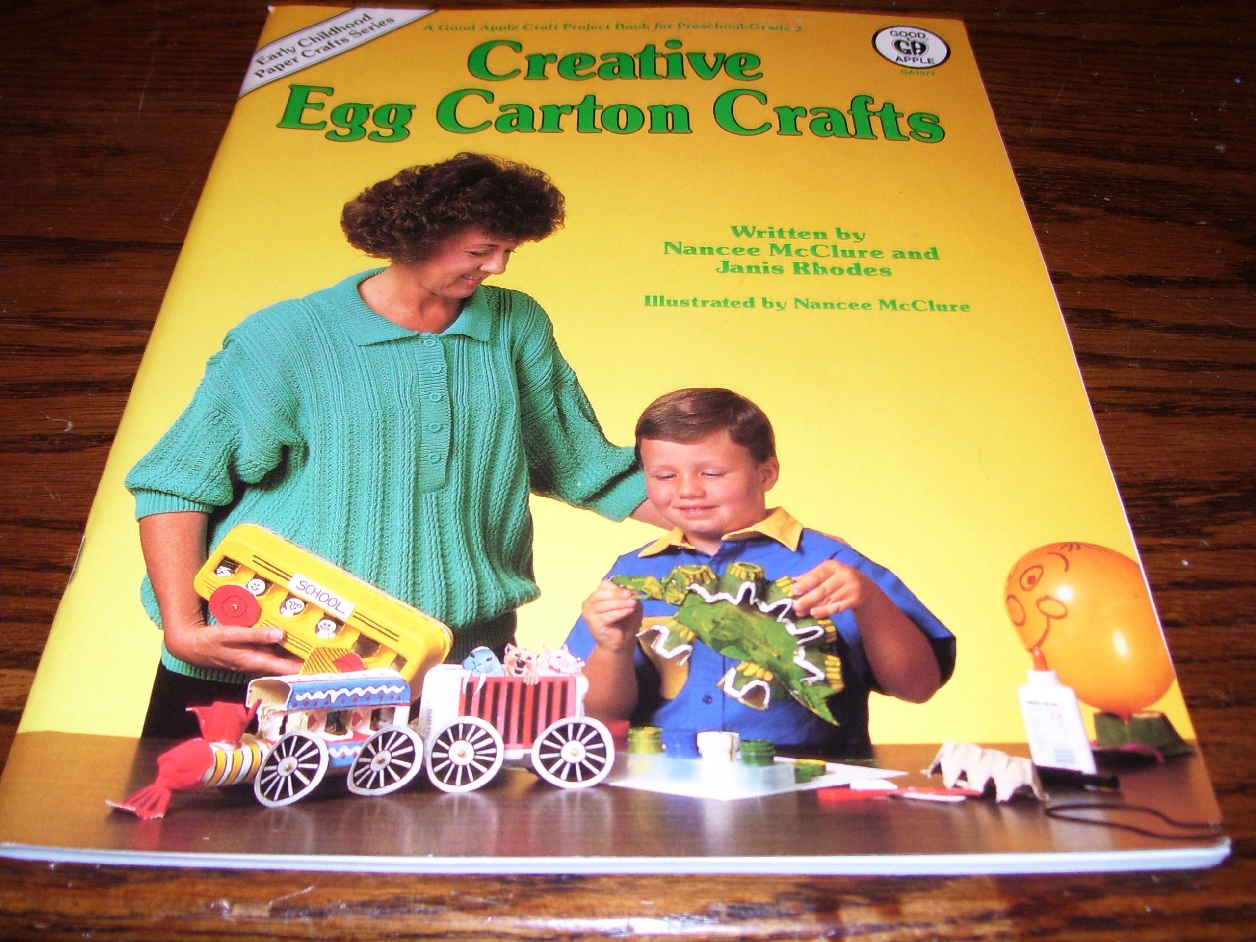 Creative Egg Carton Crafts,Used