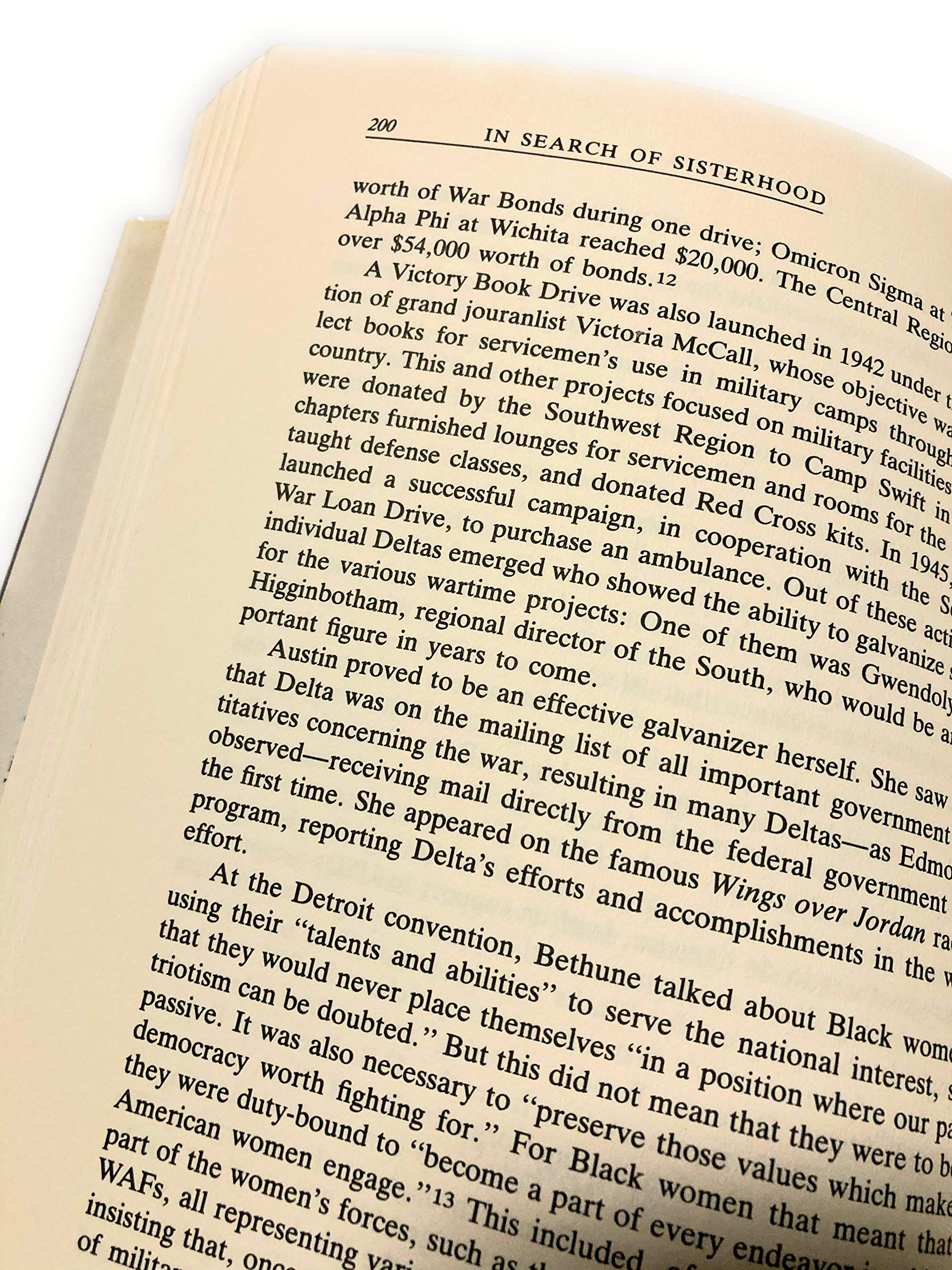 In Search of Sisterhood: Delta Sigma Theta and the Challenge of the Black Sorority Movement,New