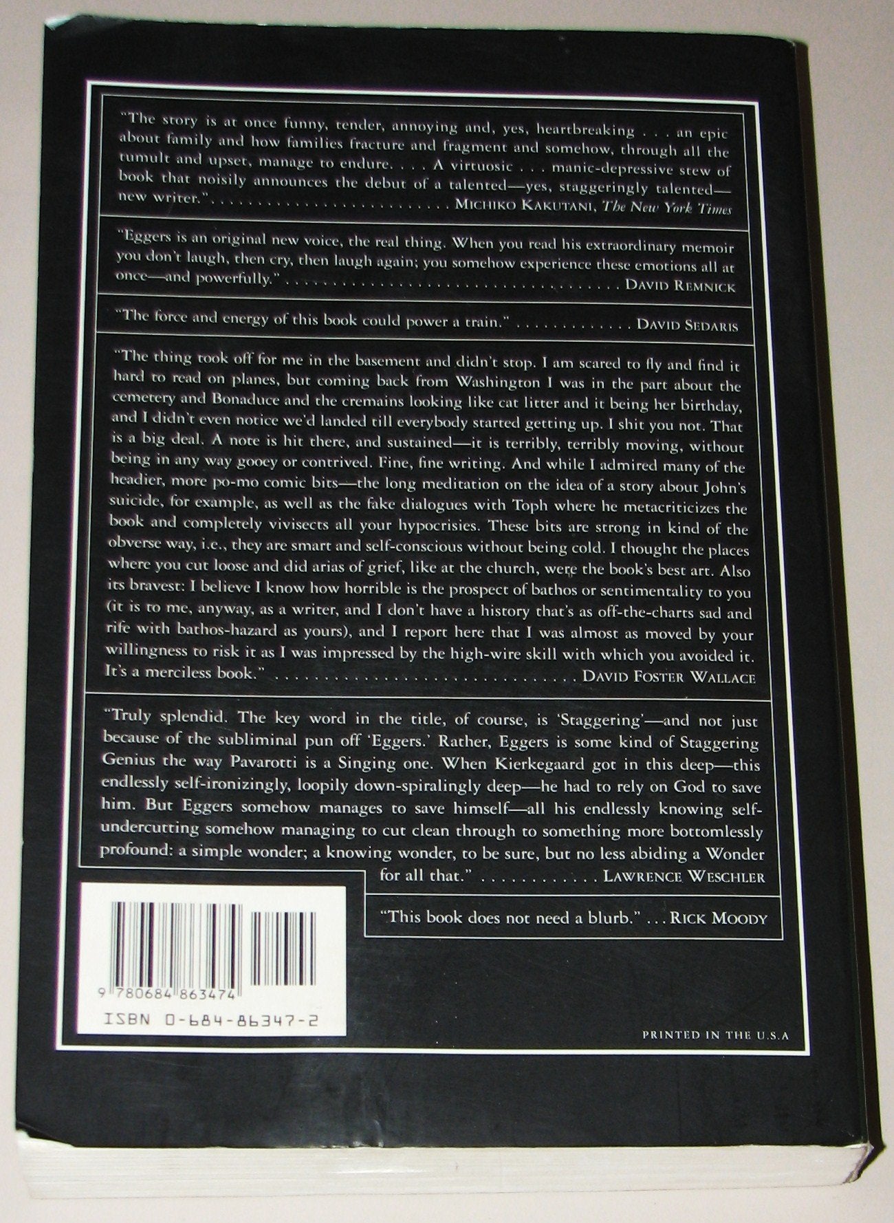 A Heartbreaking Work Of Staggering Genius : A Memoir Based On A True Story,New