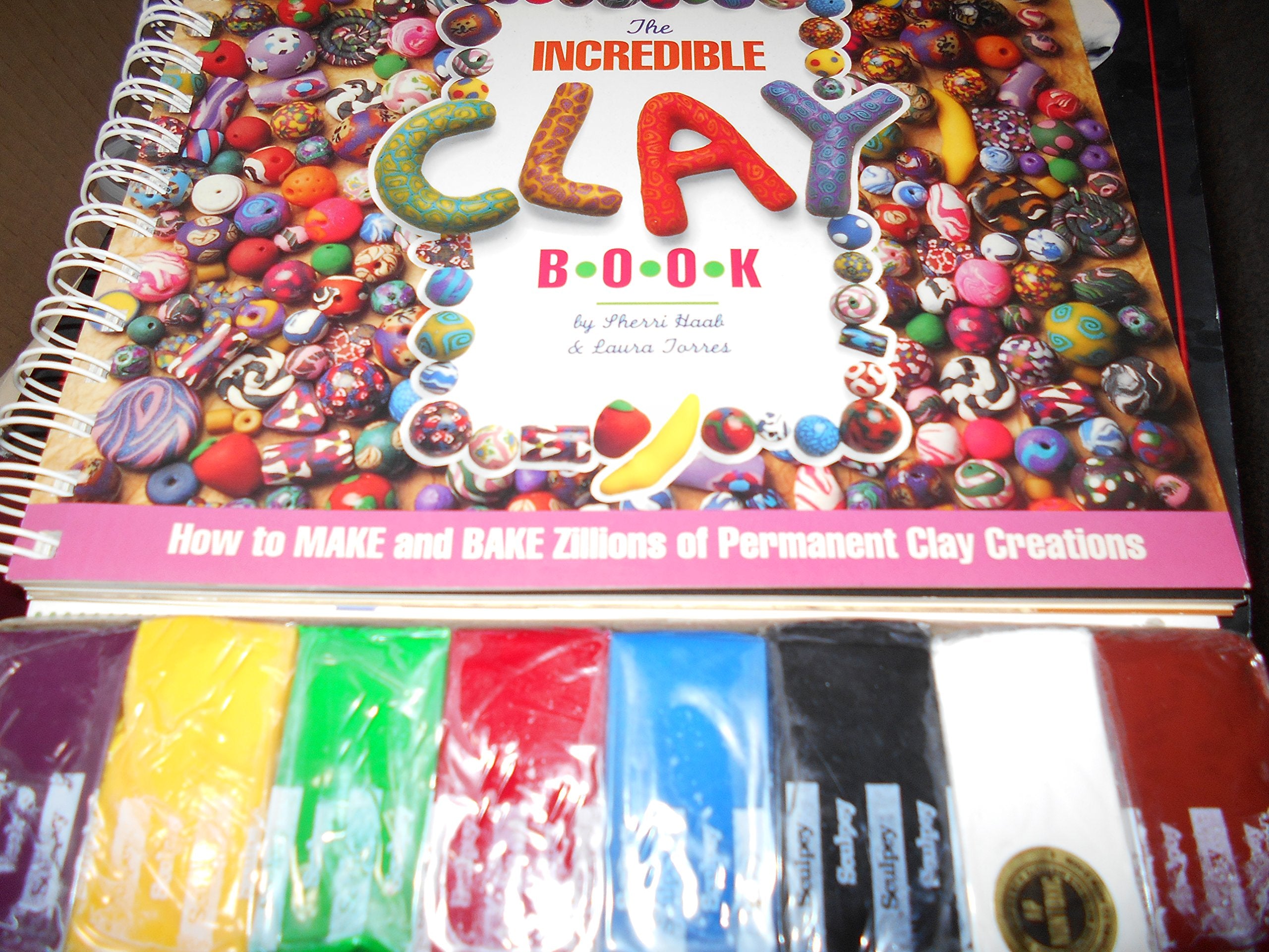 The Incredible Clay Book. Klutz Press,Used
