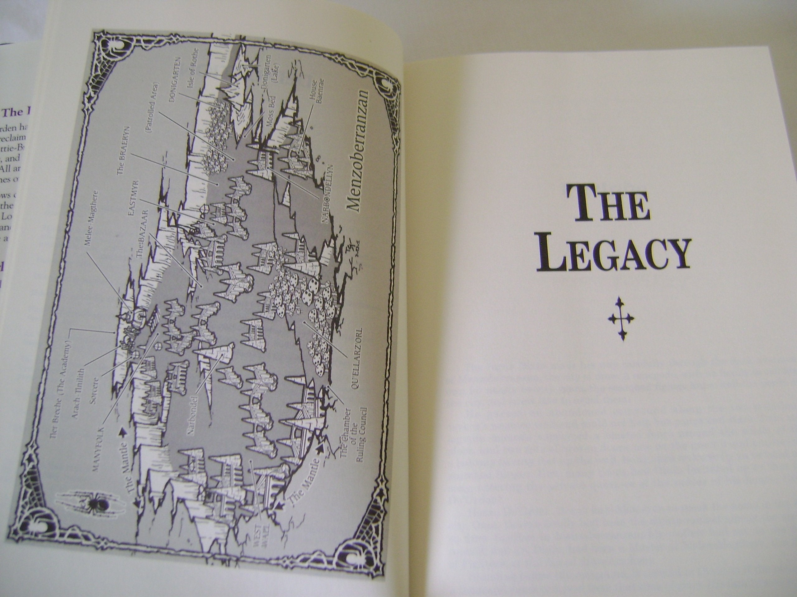 Legacy of the Drow Collector's Edition (A Forgotten Realms(r) Omnibus),Used