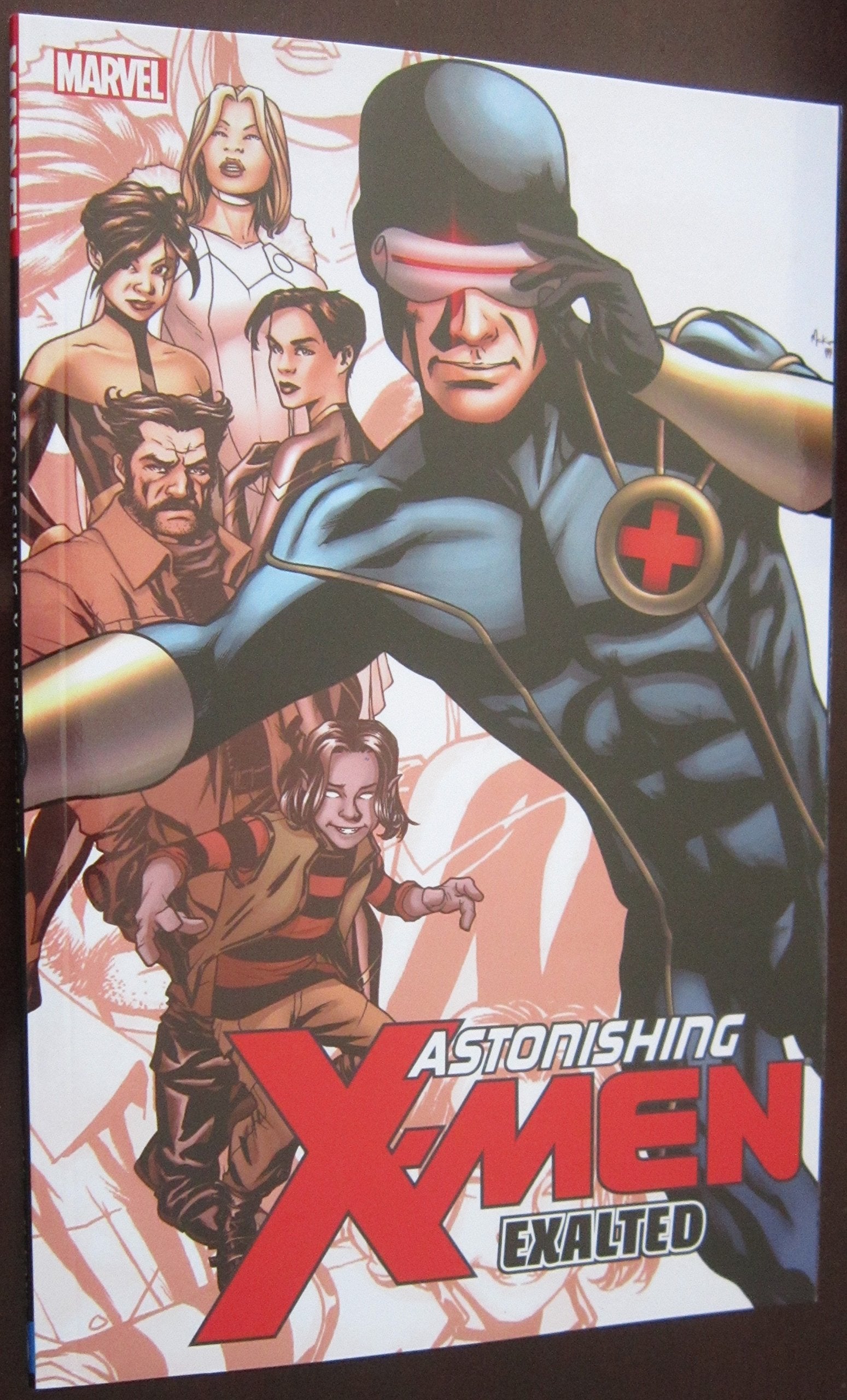 Astonishing Xmen 9: Exalted,Used