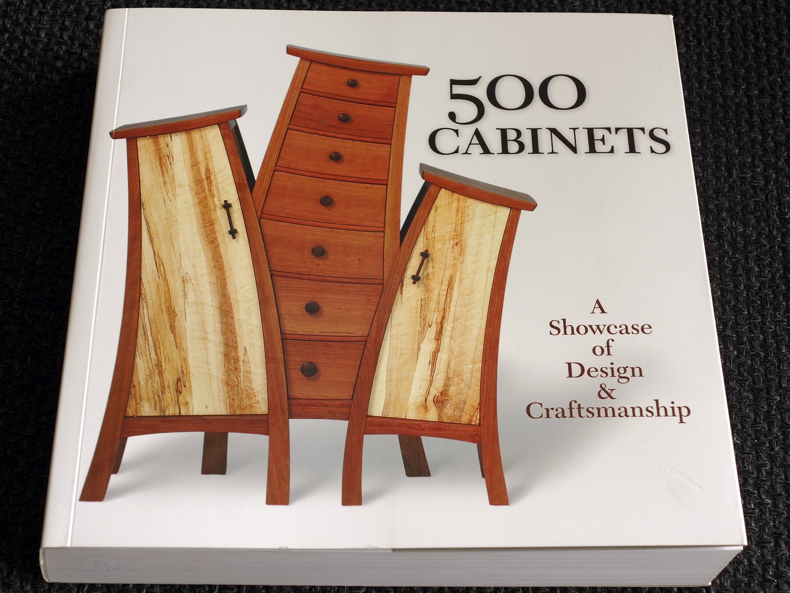 500 Cabinets: A Showcase of Design & Craftsmanship (500 Series),New