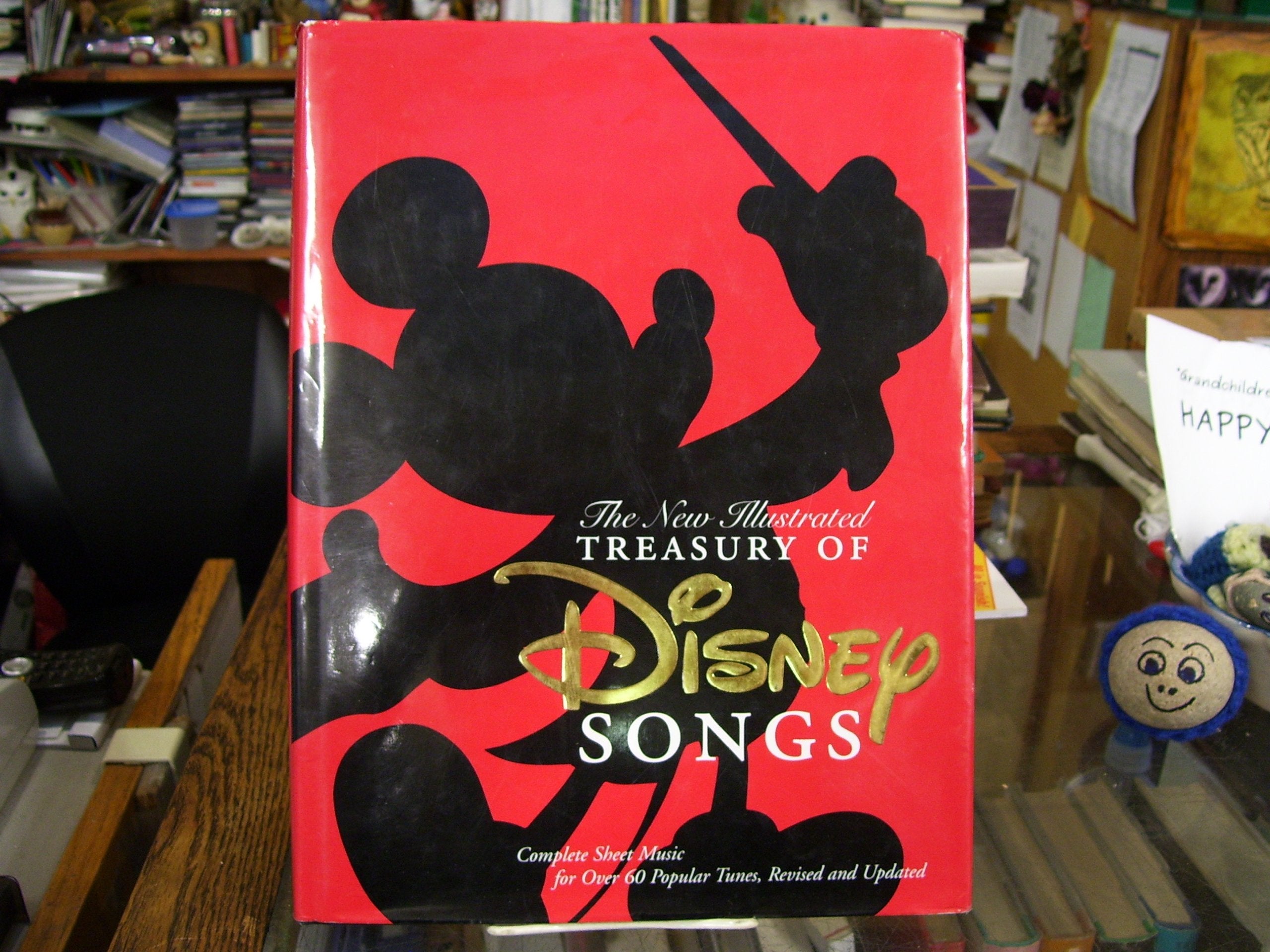 The New Illustrated Treasury Of Disney Songs: Complete Sheet Music For Over 60 Popular Tunes,New