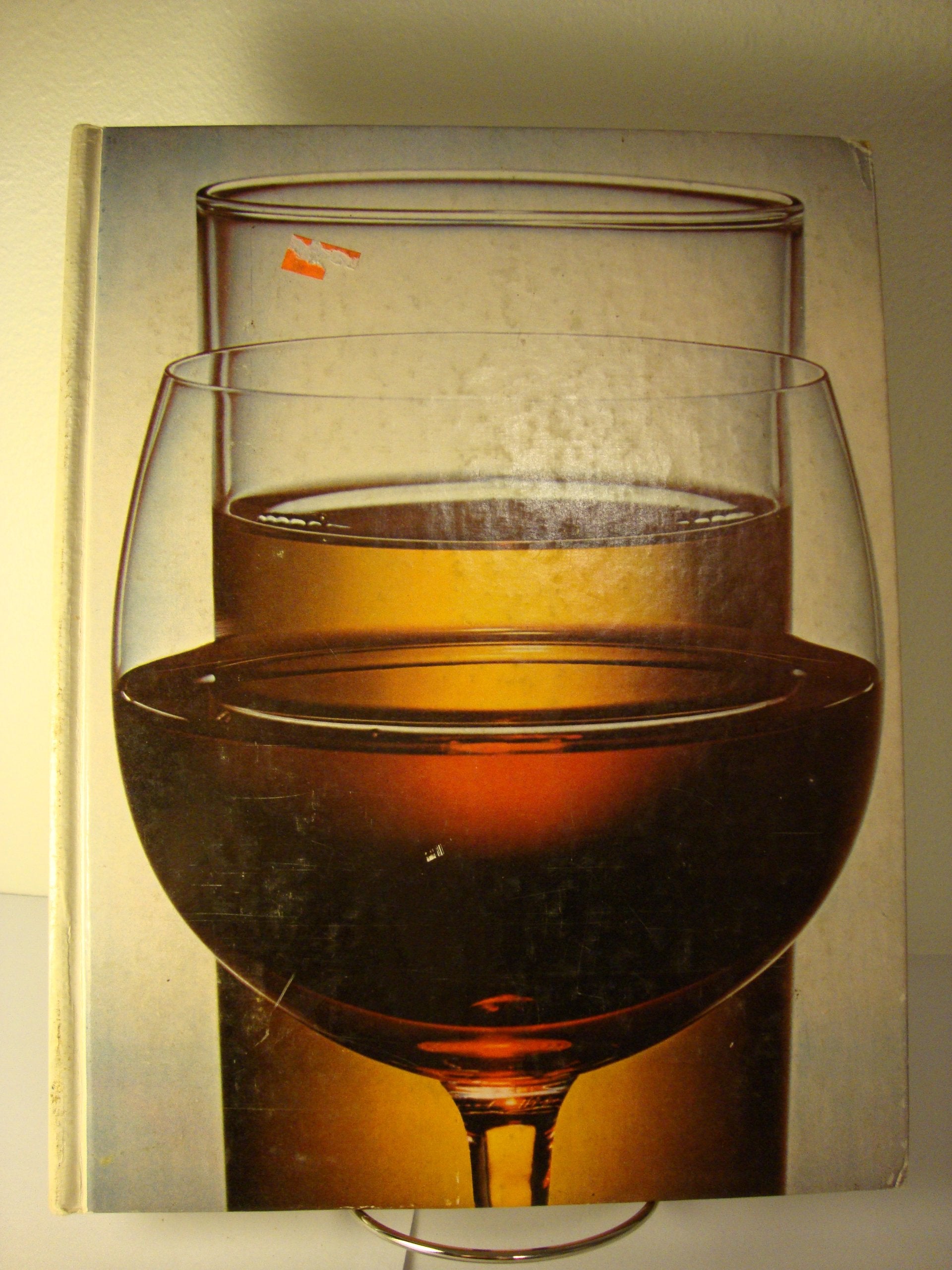 Wines and spirits (Foods of the world),Used