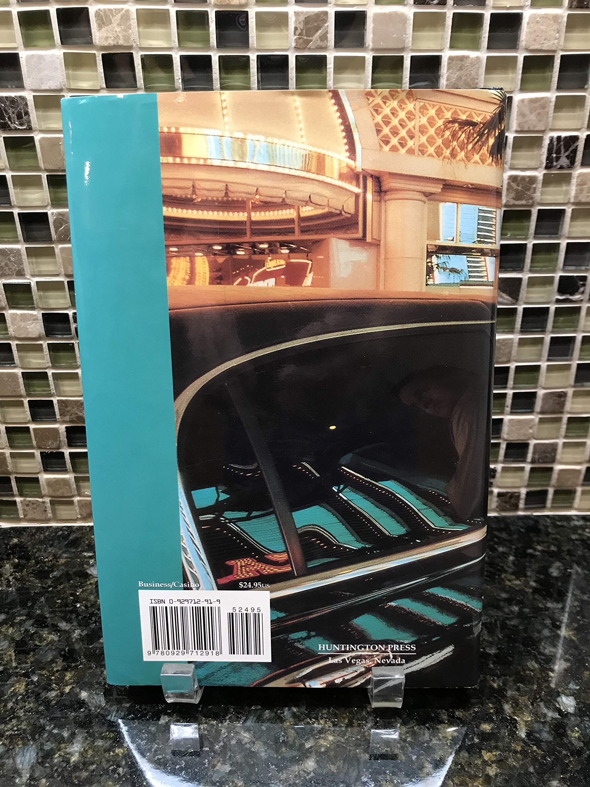 Whale Hunt In The Desert: The Secret Las Vegas Of Superhost Steve Cyr,New
