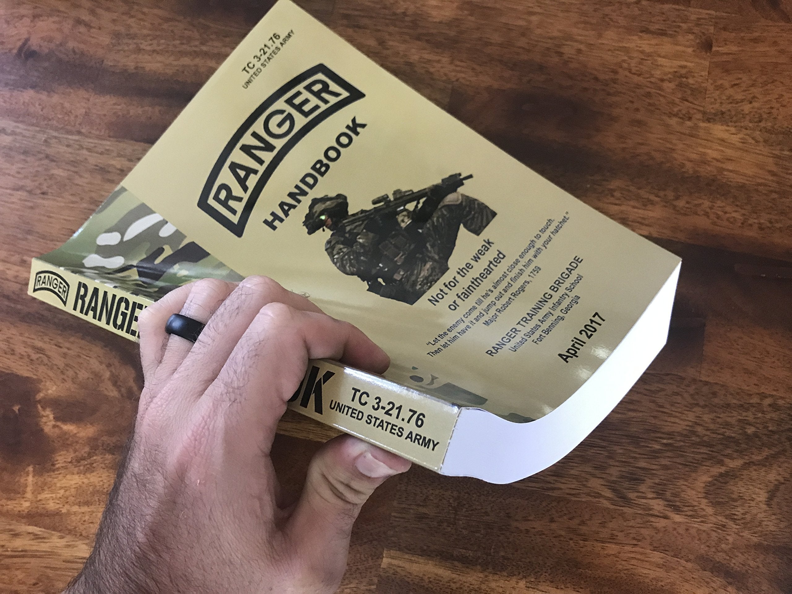 Ranger Handbook: TC 321.76, April 2017 Edition,New
