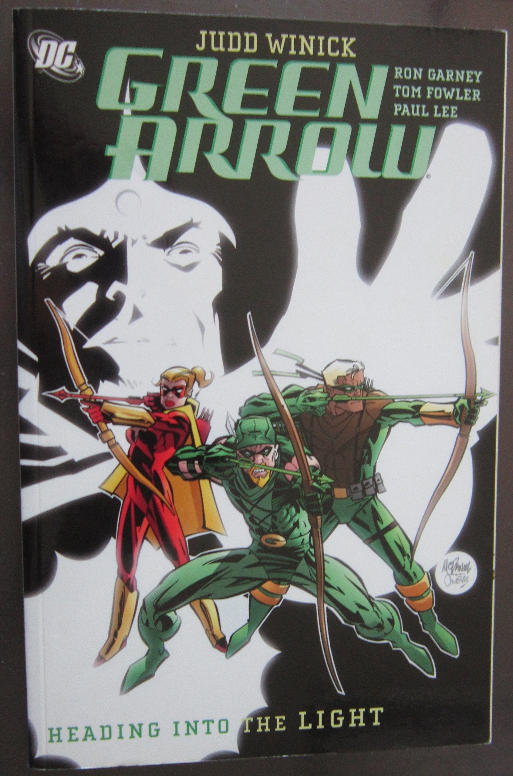 Green Arrow: Heading into the Light,Used