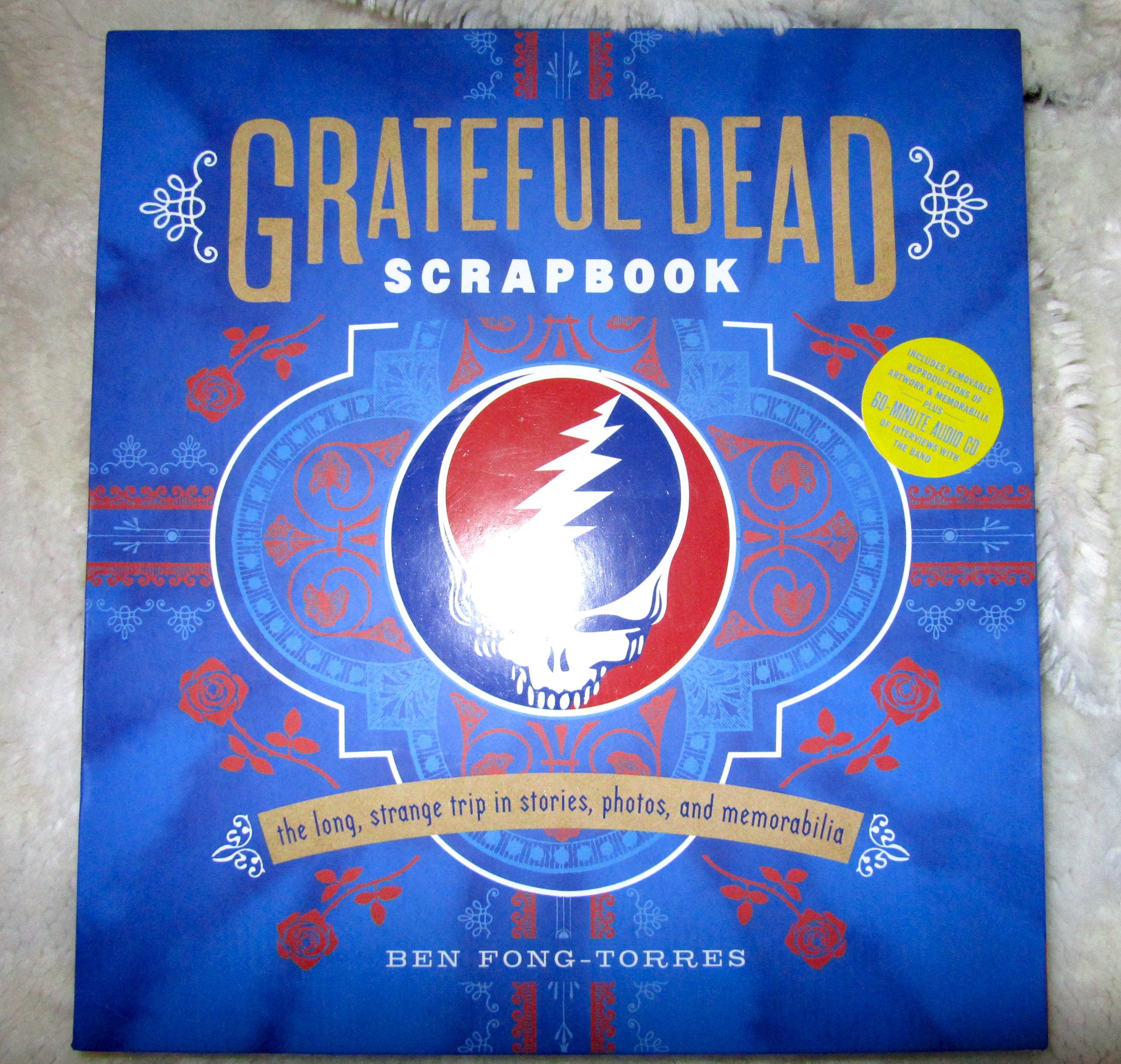 Grateful Dead Scrapbook: The Long Strange Trip In Stories, Photos, And Memorabilia,New