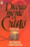 Diariamente En Cristo: Un Devocional (Spanish Edition),Used