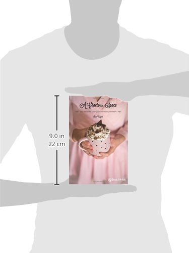 A Gracious Space: Winter: Daily reflections to sustain your homeschooling commitment,Used